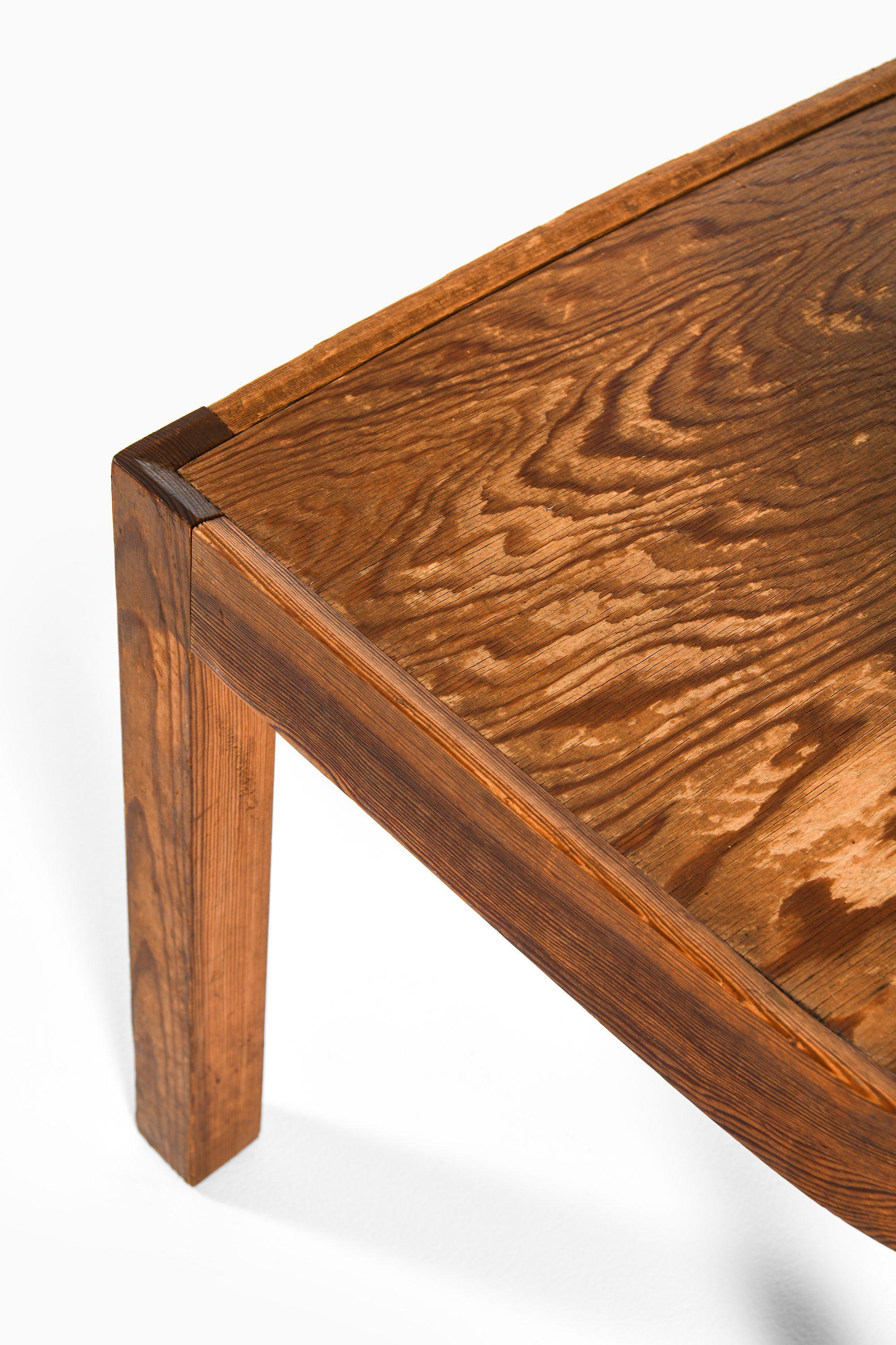 Pin Paire de chaises d'appoint modèle Lovö par Axel Einar Hjorth, 1932, Nordiska Kompaniet en vente