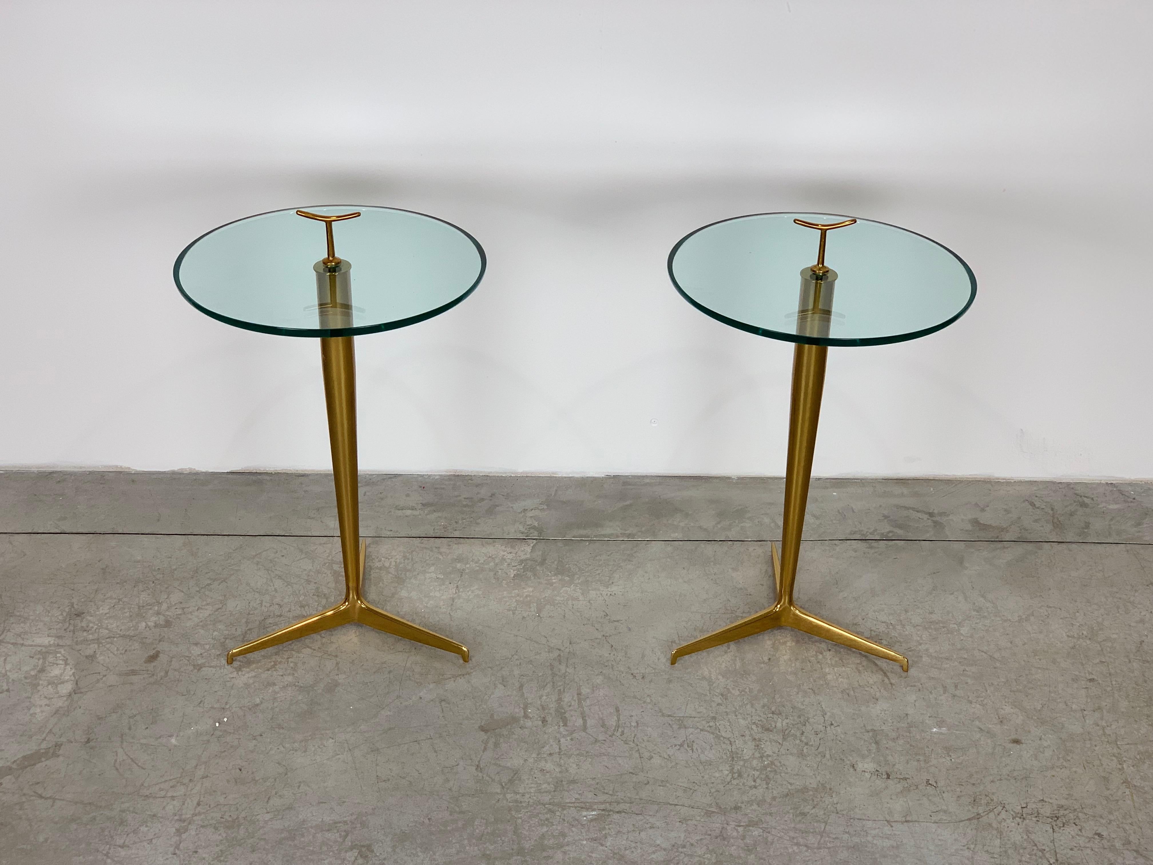 Mid-Century Modern Pair of Side Coffee Table in Brass by Osvaldo Borsani, 1950