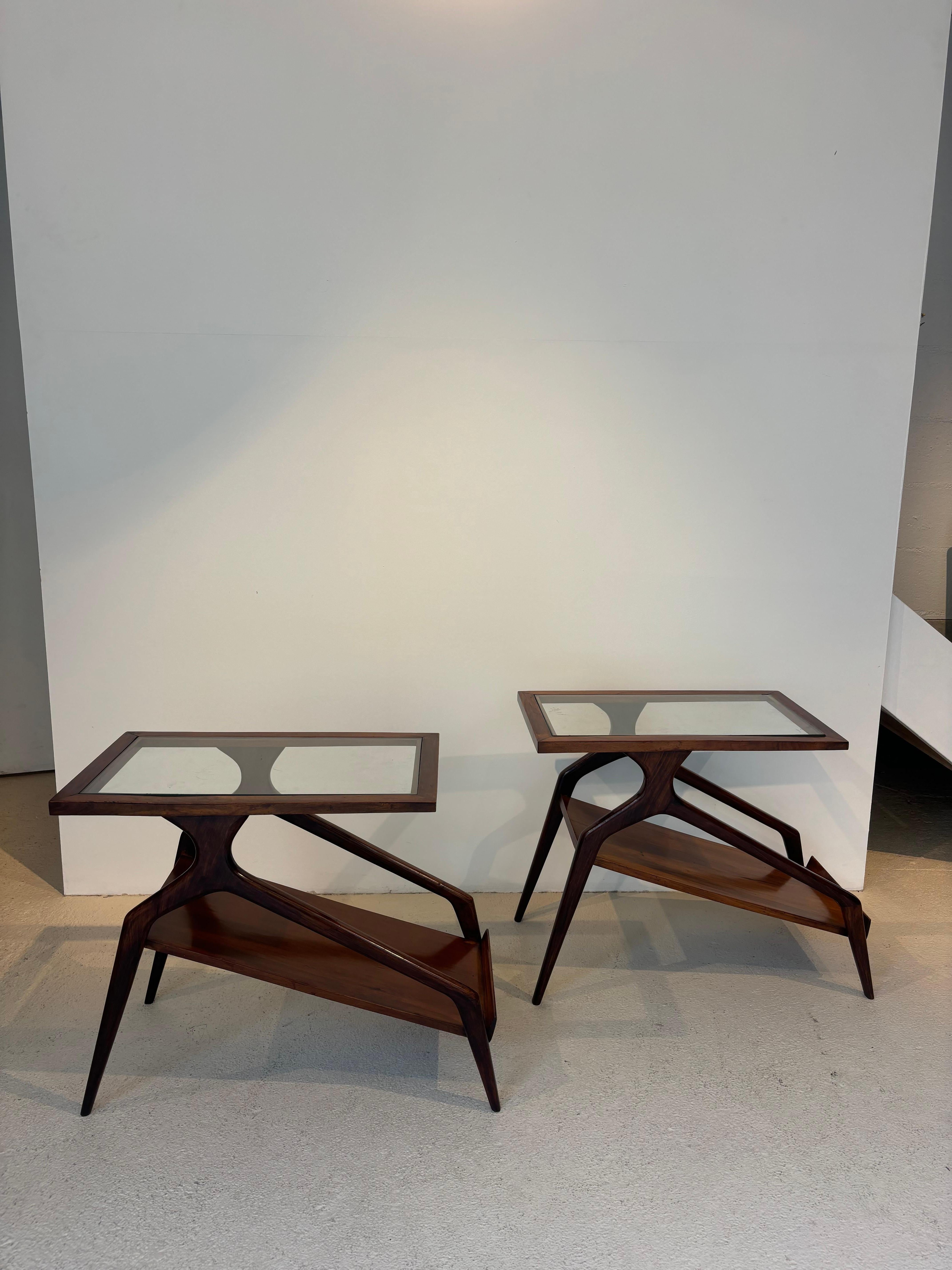 Pair of side table by Giuseppe Scapinelli In Good Condition For Sale In SAINT-OUEN-SUR-SEINE, FR