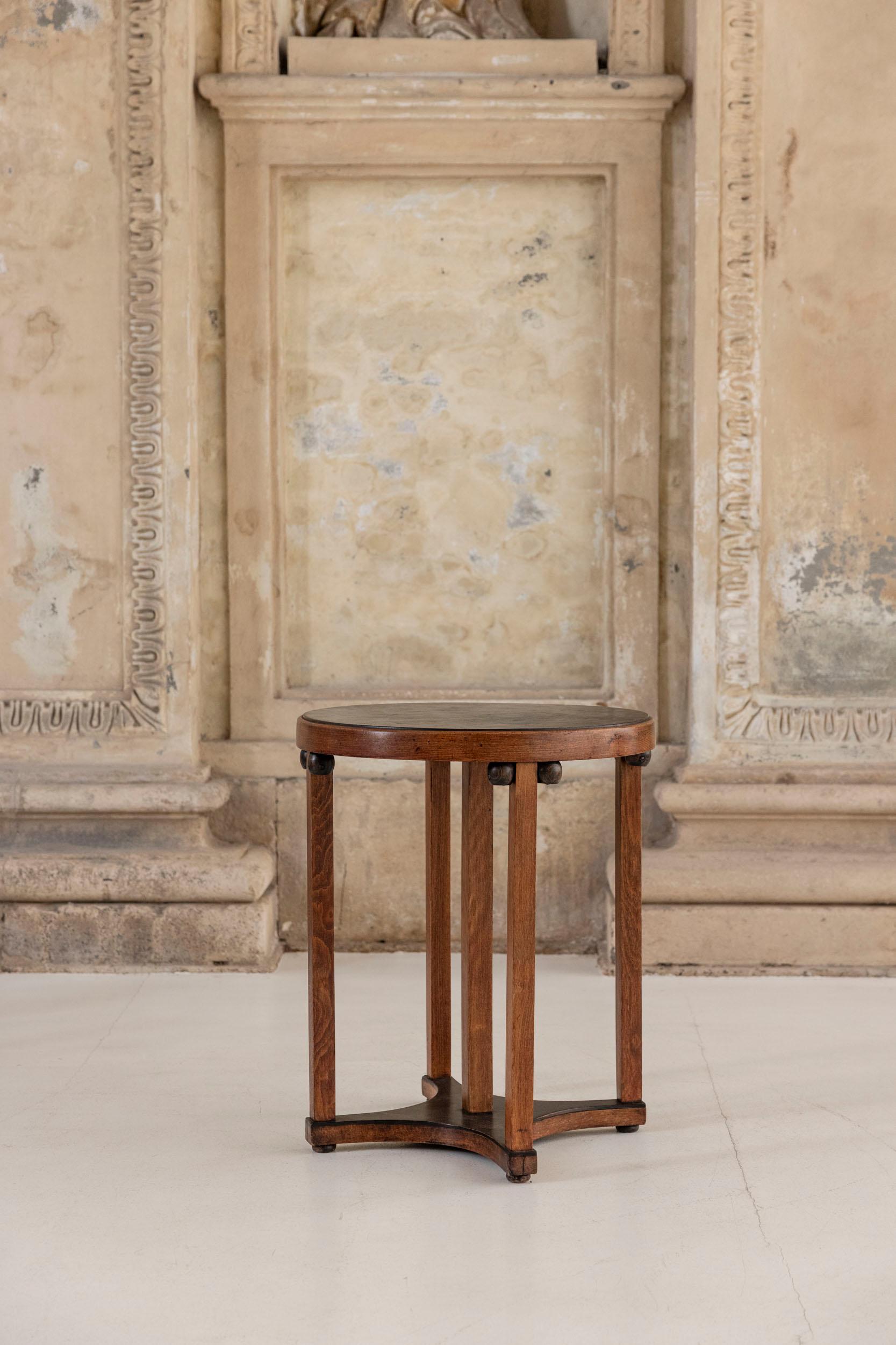 Pair of side table by Josef Hoffmann for Jacob and Josef Kohn For Sale 12