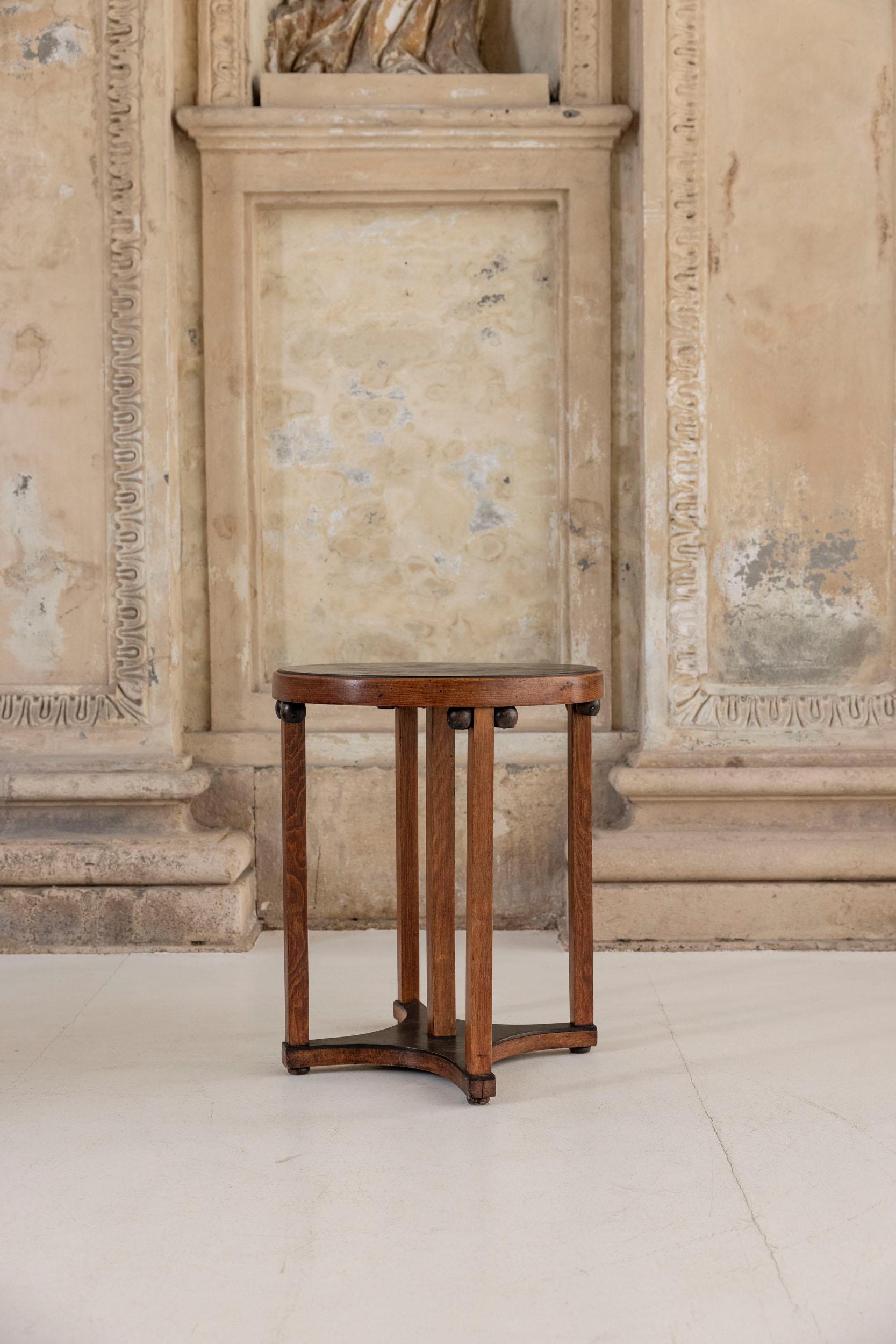 Pair of side table by Josef Hoffmann for Jacob and Josef Kohn In Excellent Condition For Sale In Piacenza, Italy