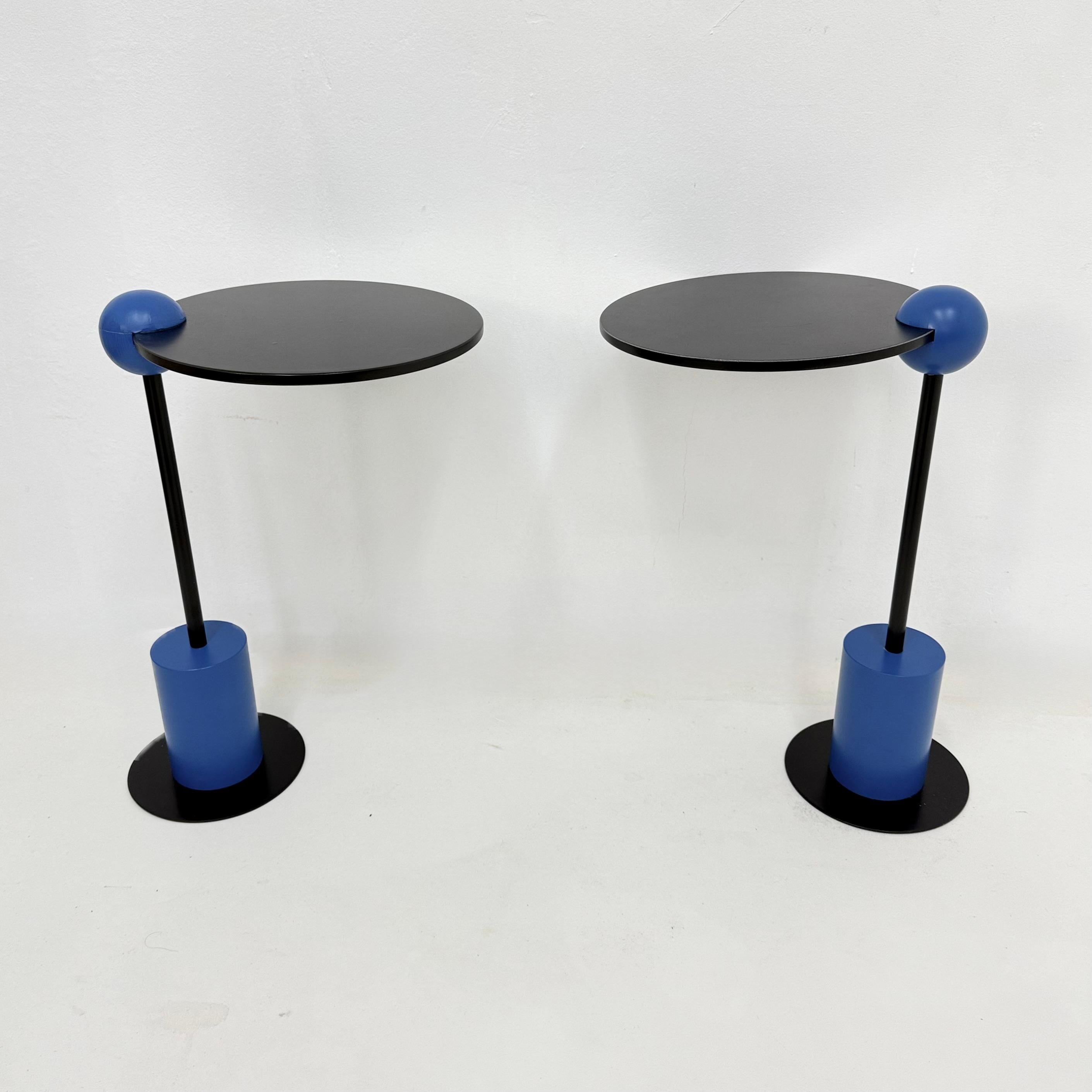 Paar Beistelltische Edward Geluk für Arco - 1980er Jahre 'Piccolo' postmodern Memphis im Zustand „Gut“ im Angebot in Delft, NL