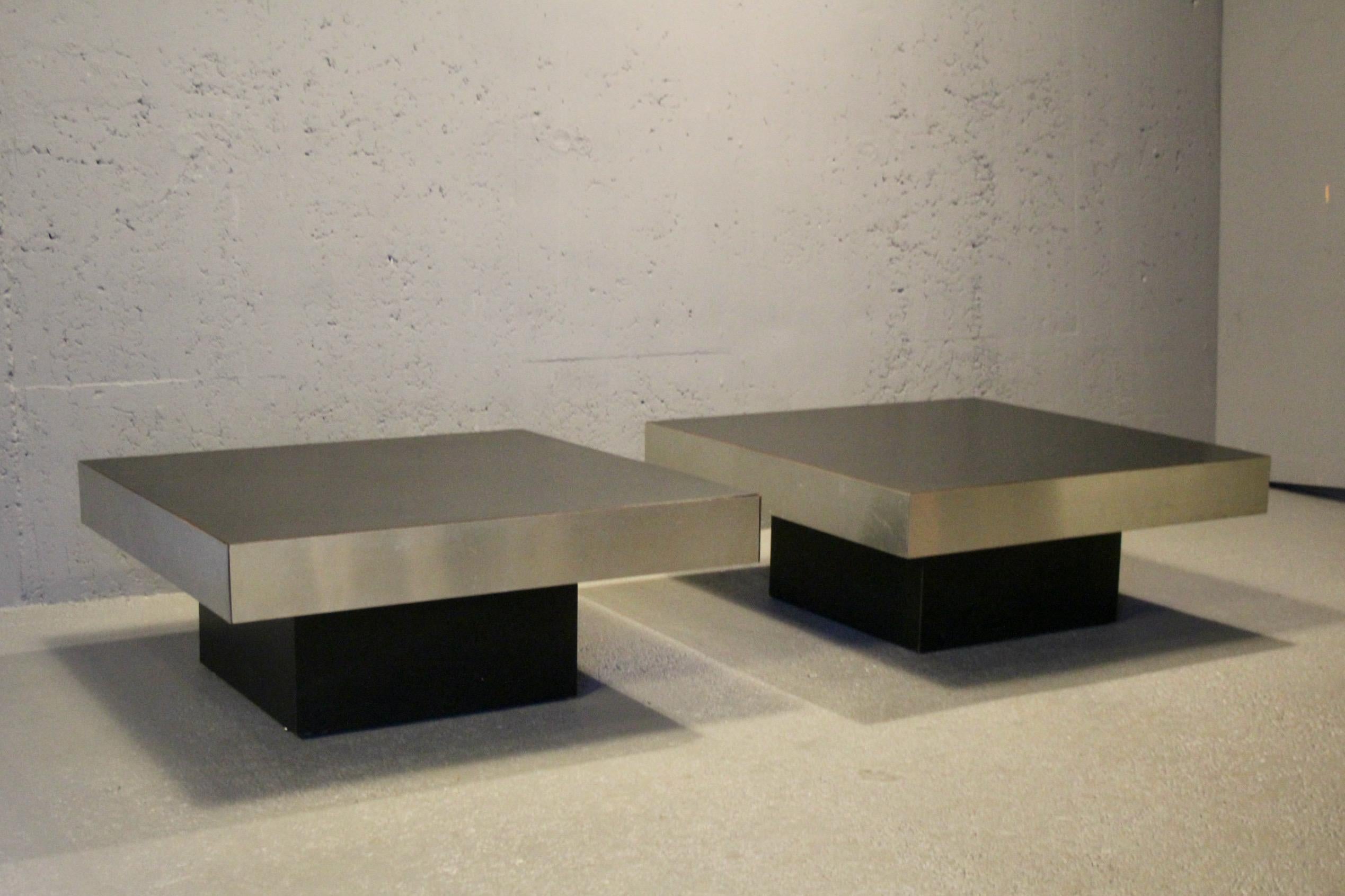 Italian Pair of side table For Sale