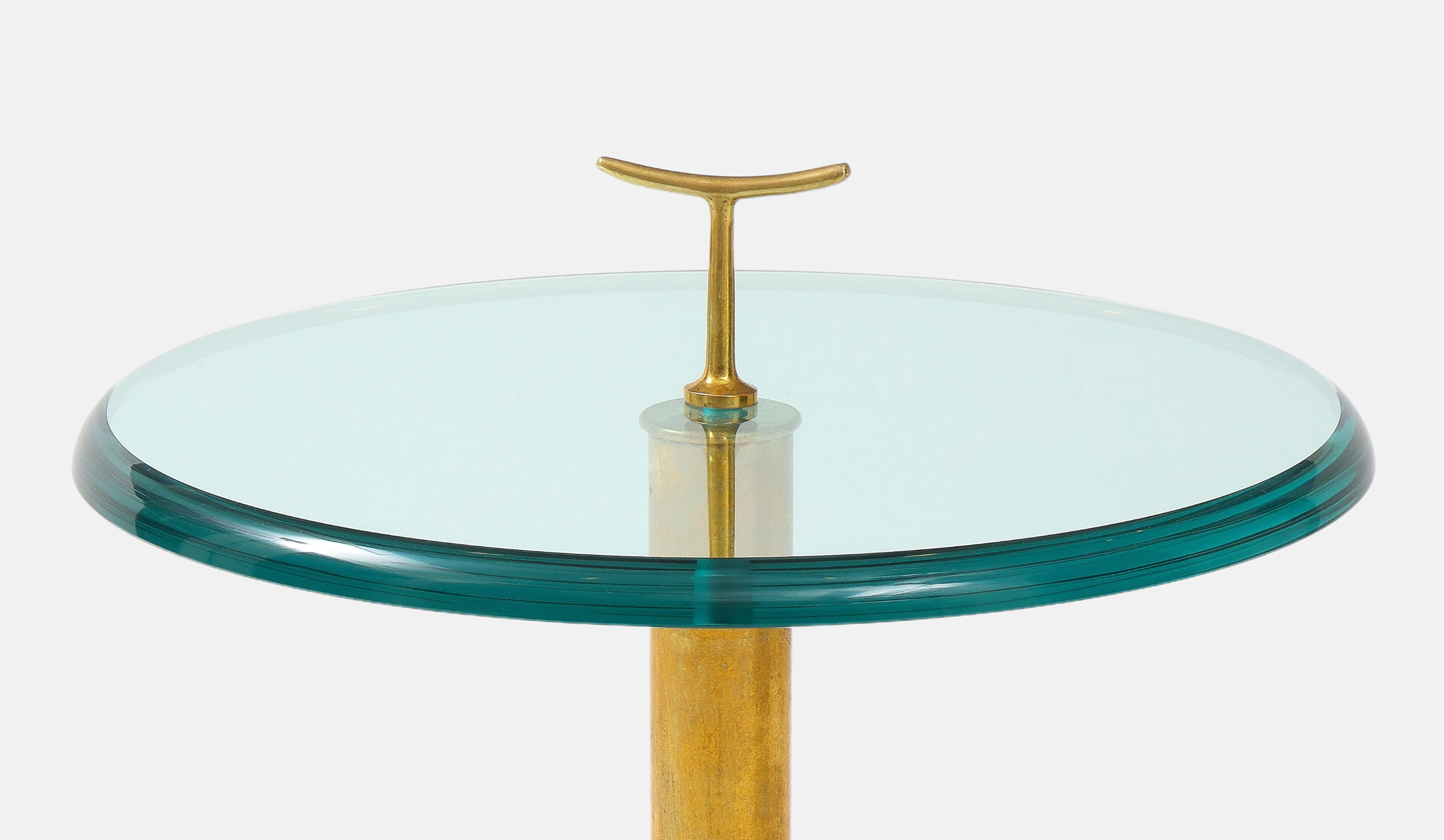 Contemporary Italian Pair of Side Tables in Glass and Brass In Excellent Condition For Sale In New York, NY