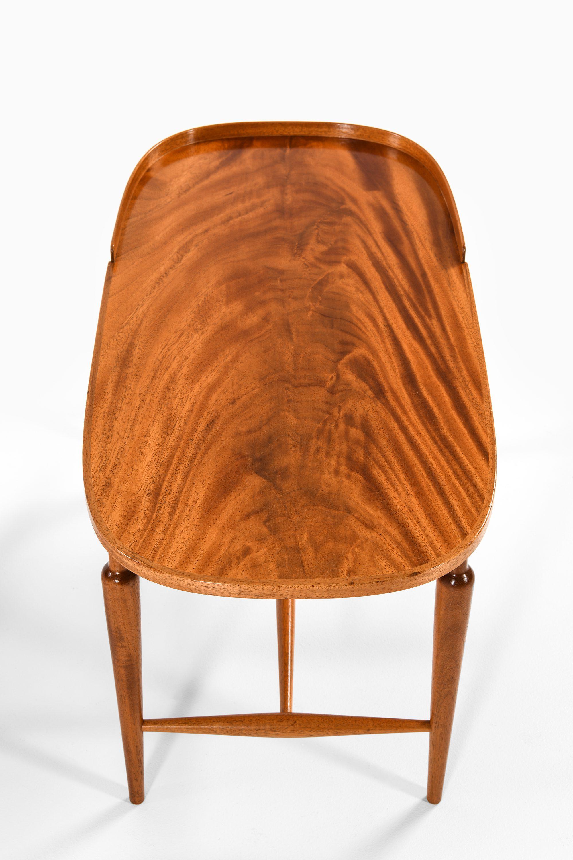Scandinavian Modern Pair of Side Table in Mahogany by Josef Frank, 1939 For Sale