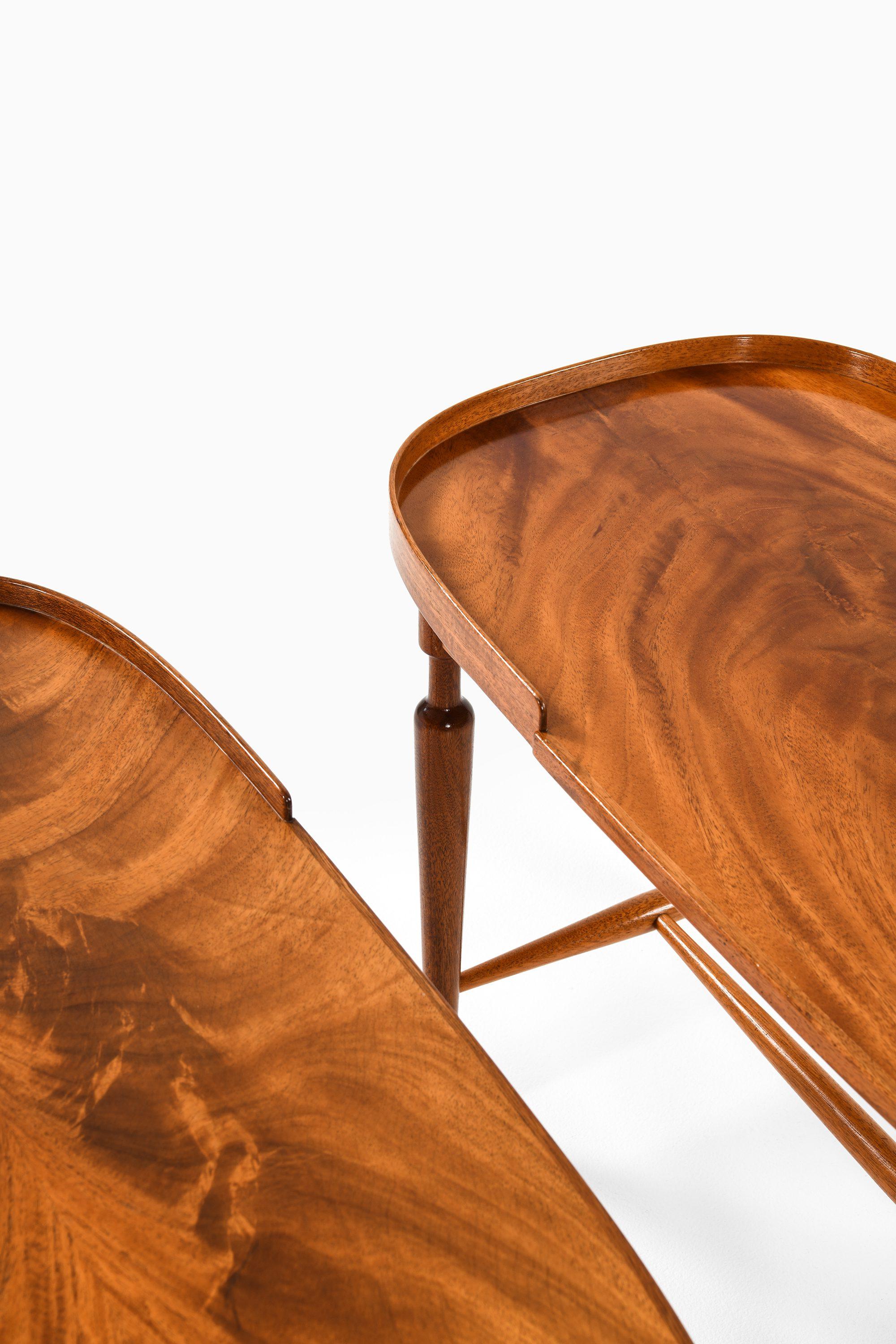 20th Century Pair of Side Table in Mahogany by Josef Frank, 1939 For Sale