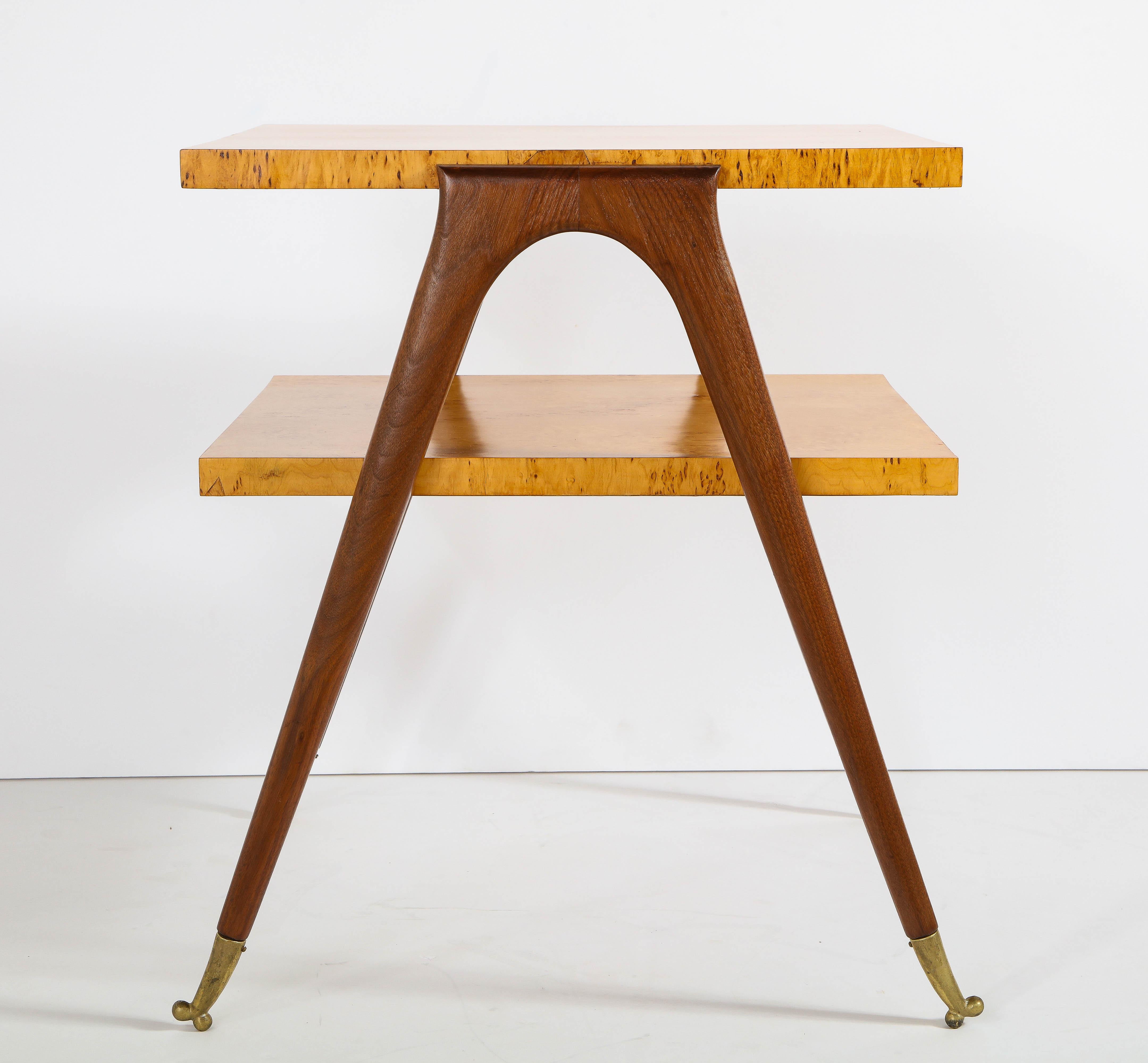 Pair of Side Tables Attributed to Osvaldo Borsani For Sale 4