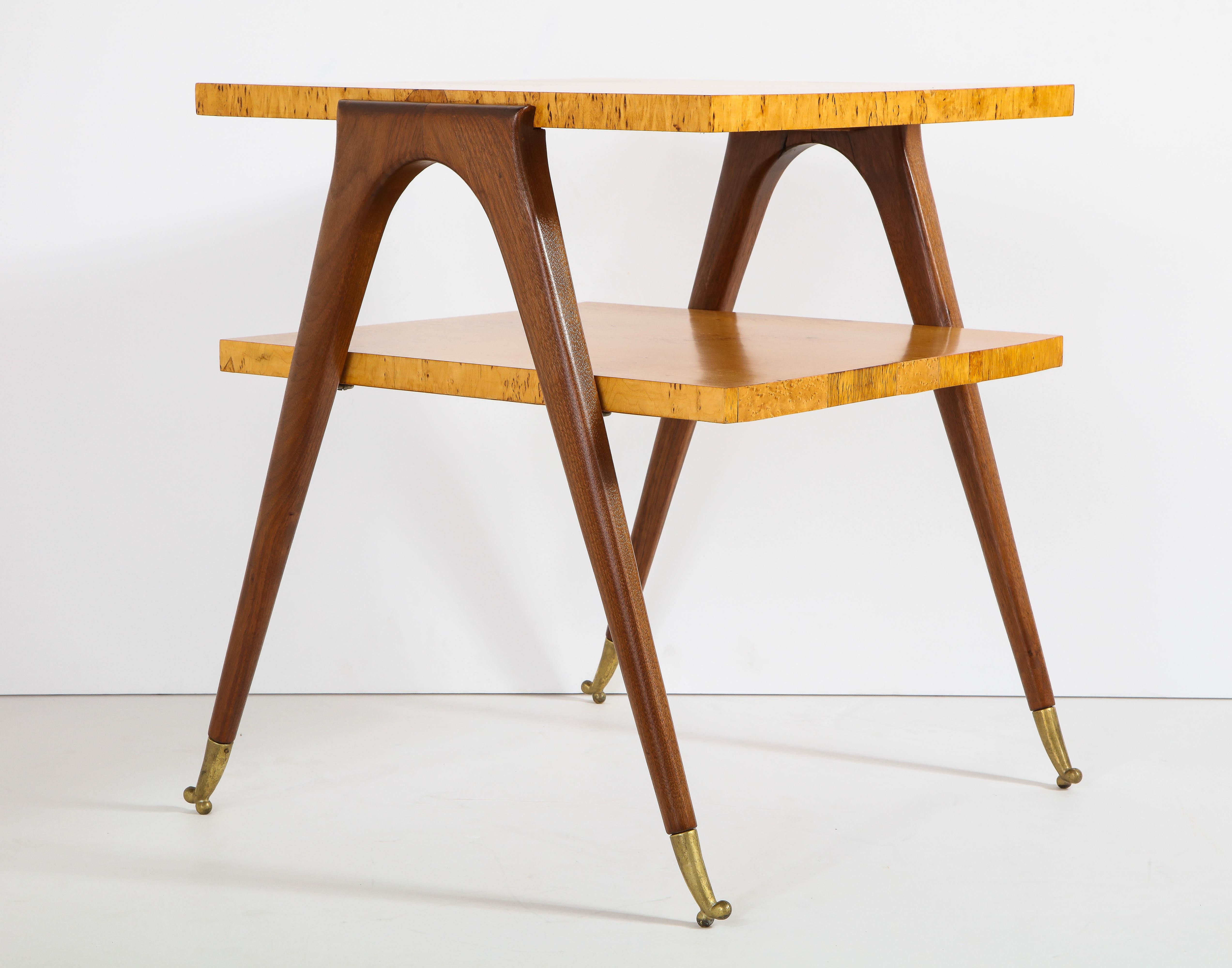 Pair of Side Tables Attributed to Osvaldo Borsani For Sale 5