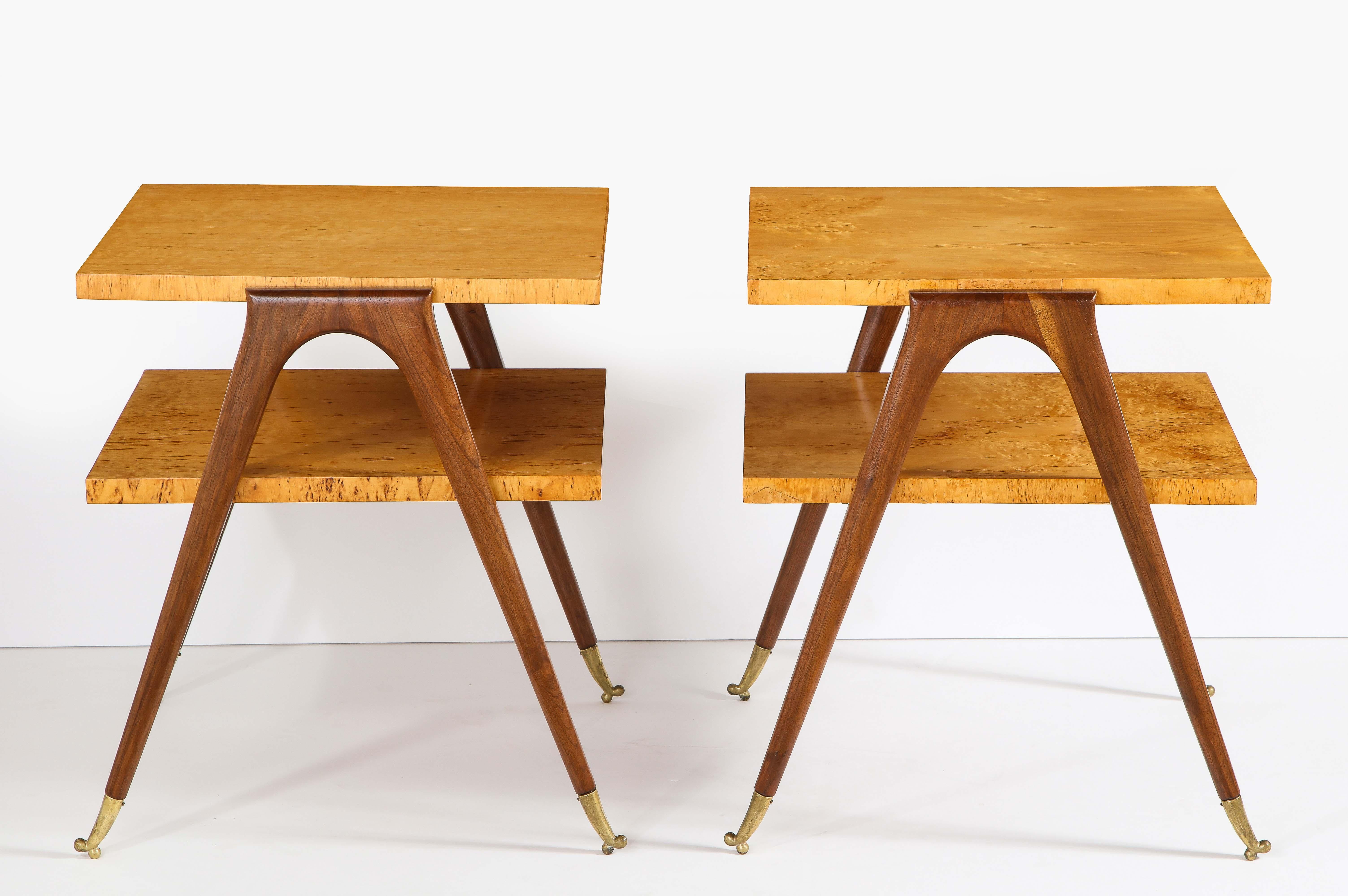 Mid-Century Modern Pair of Side Tables Attributed to Osvaldo Borsani For Sale