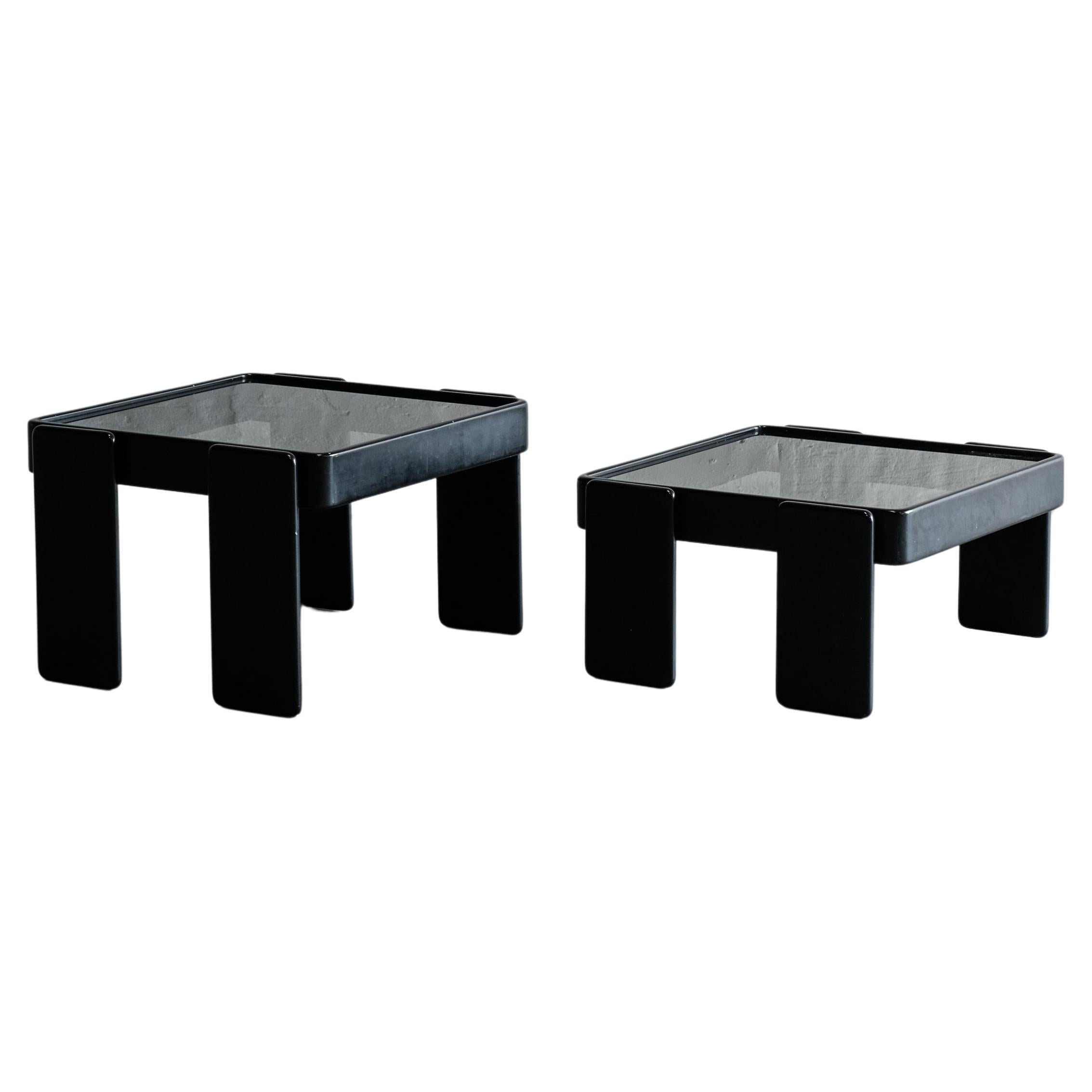 Pair of side tables by Gianfranco Frattini
