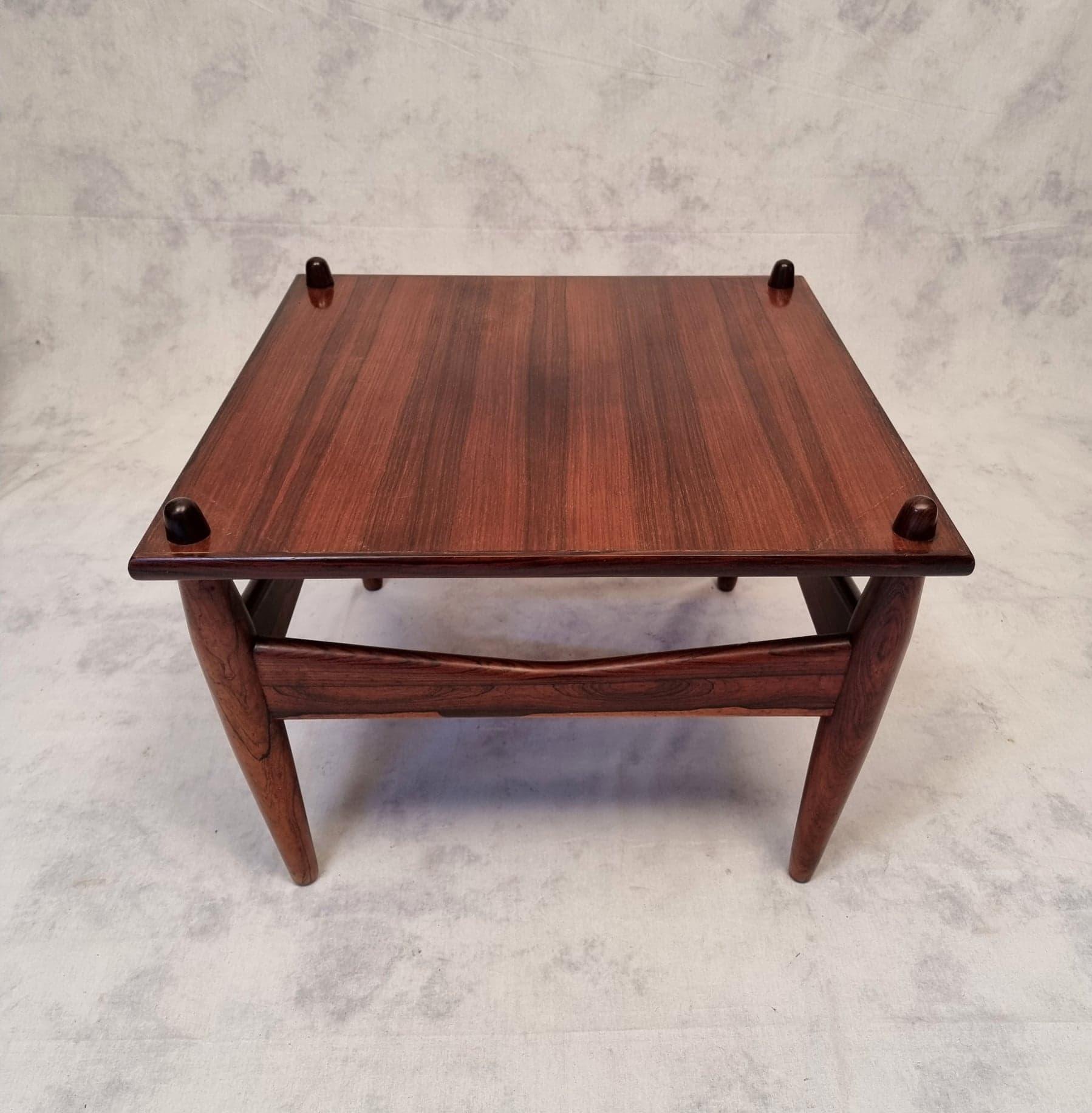 Pair Of Side Tables By Illum Wikkelsø – N°272, Rosewood, Ca 1950 For Sale 5