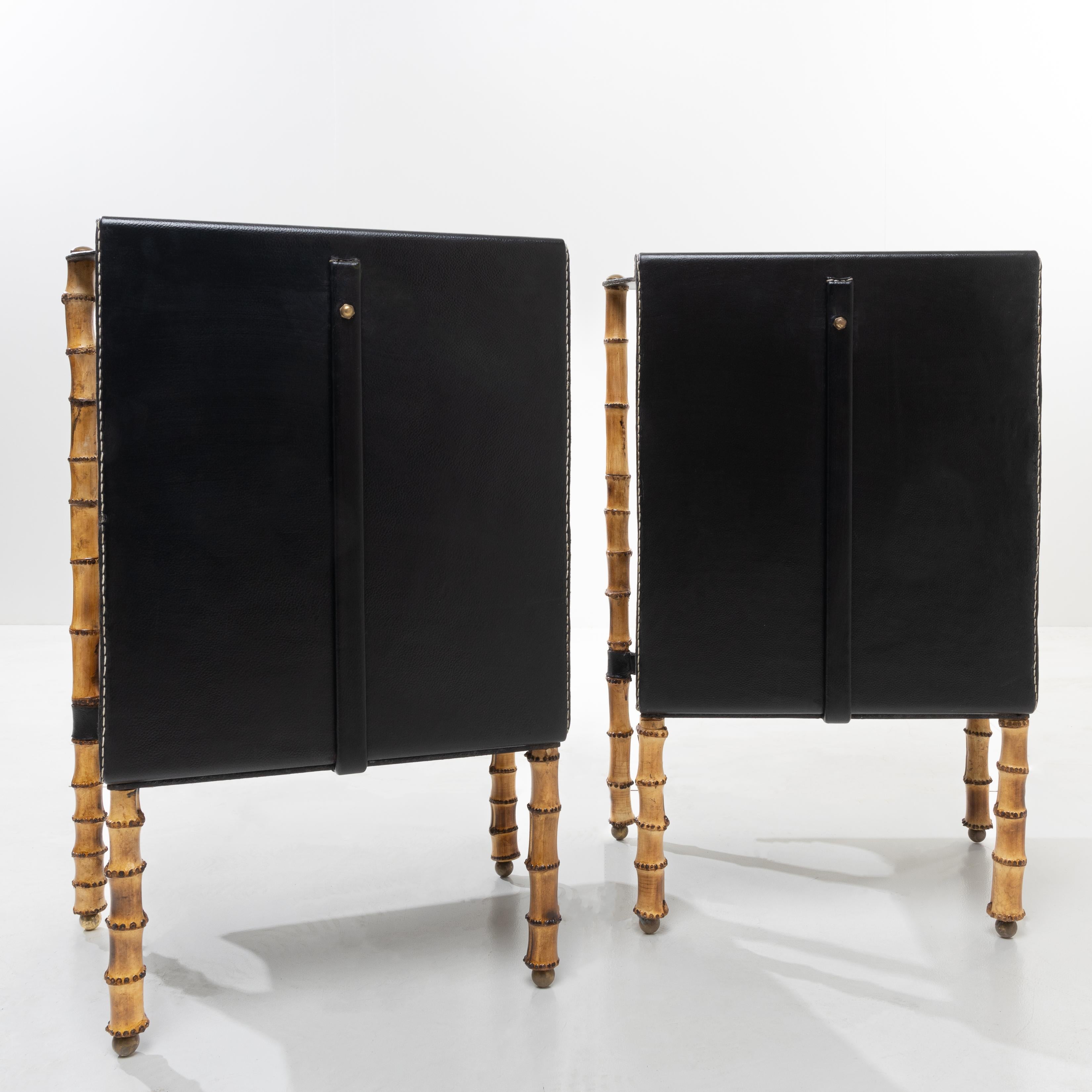 Pair of side tables by Jacques Adnet – Compagnie des Arts Français In Good Condition For Sale In Brussels, BE