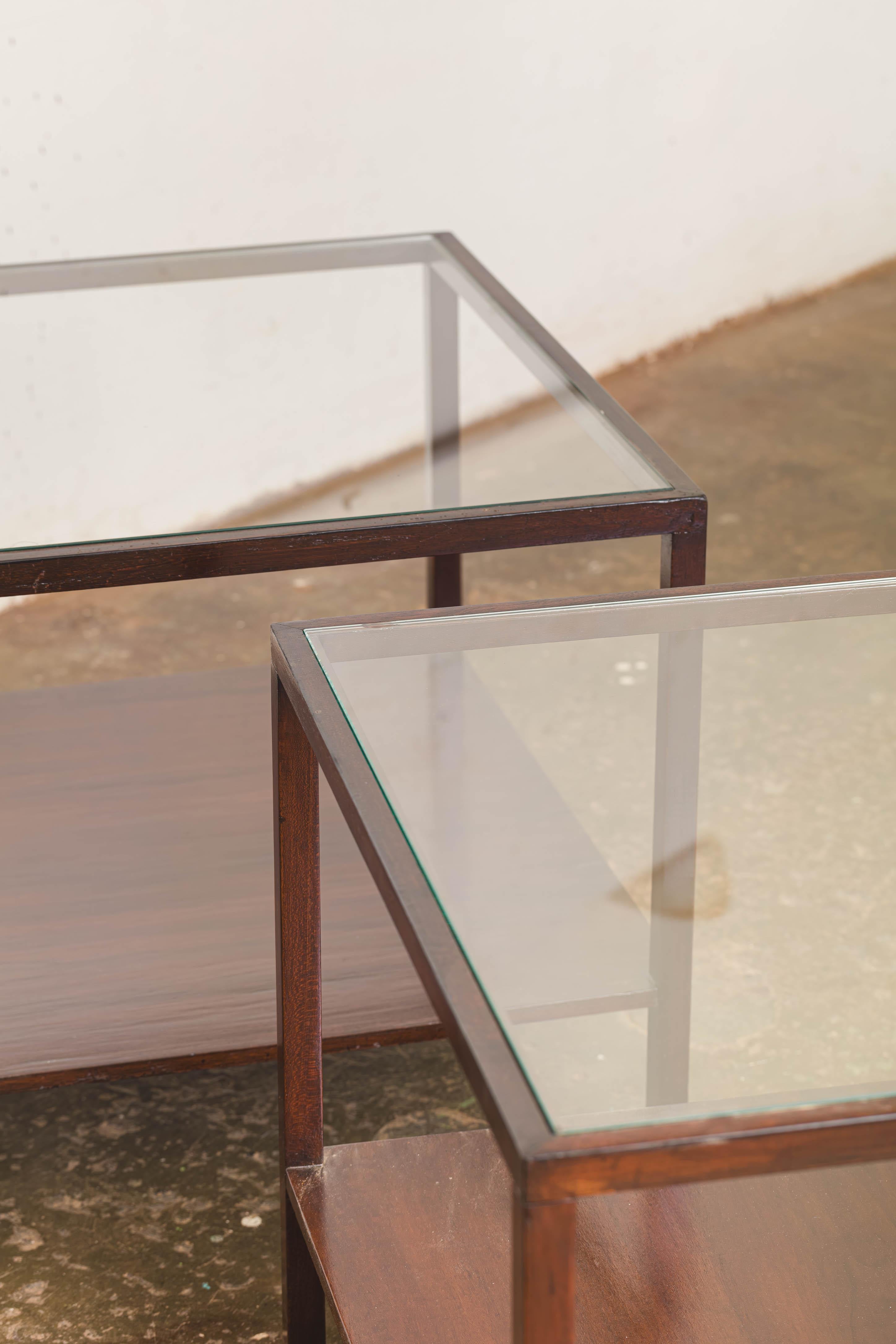 Pair of side tables by Joaquim Tenreiro In Good Condition For Sale In London, GB