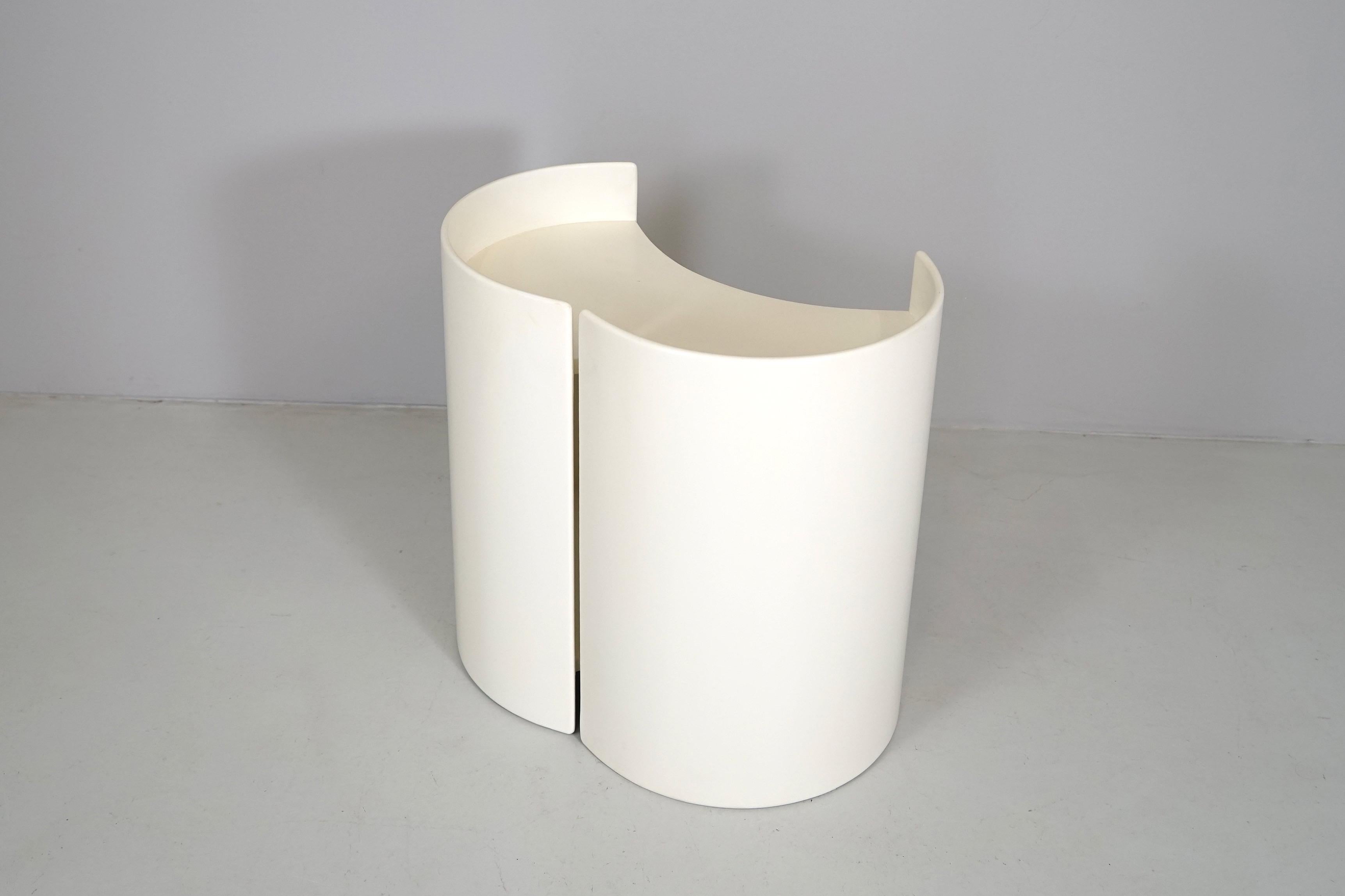 Pair of Side Tables by Kazuhide Takahama, 1961 In Excellent Condition In Berlin, DE
