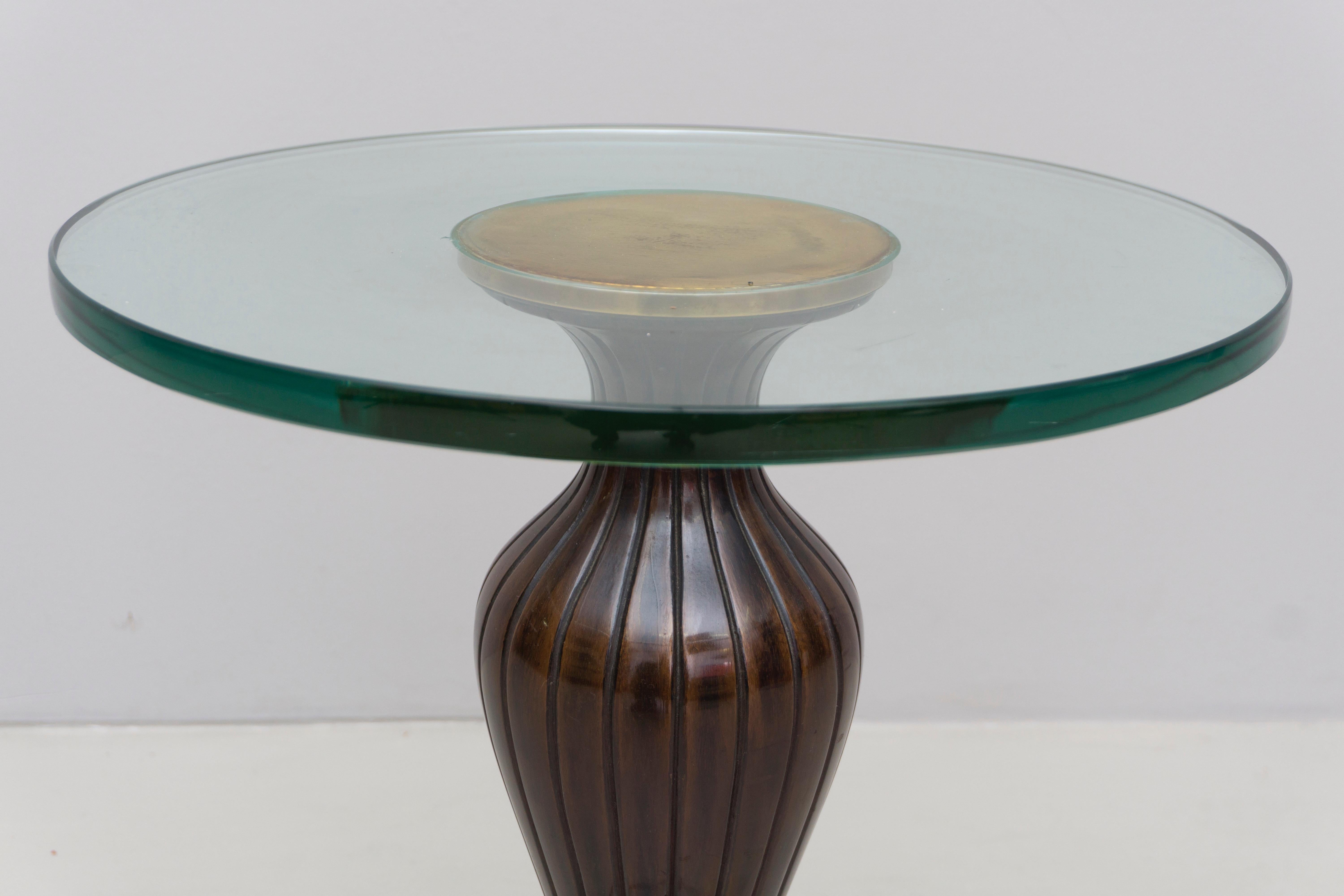 Mid-Century Modern Pair of Side Tables by Osvaldo Borsani, Walnut, Brass, Italy, 1950