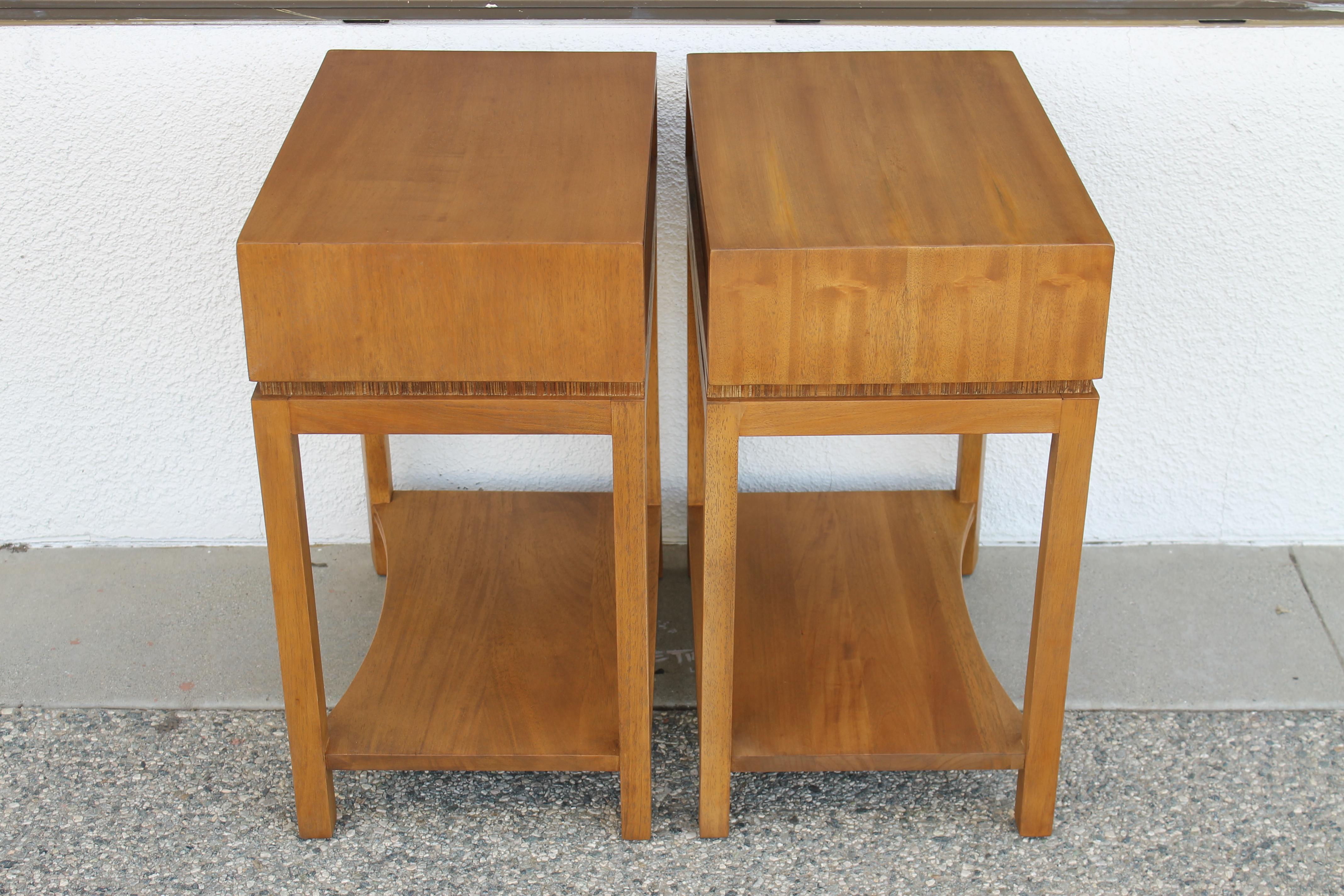 Mid-Century Modern Pair of Side Tables by Paul Frankl for Brown Saltman
