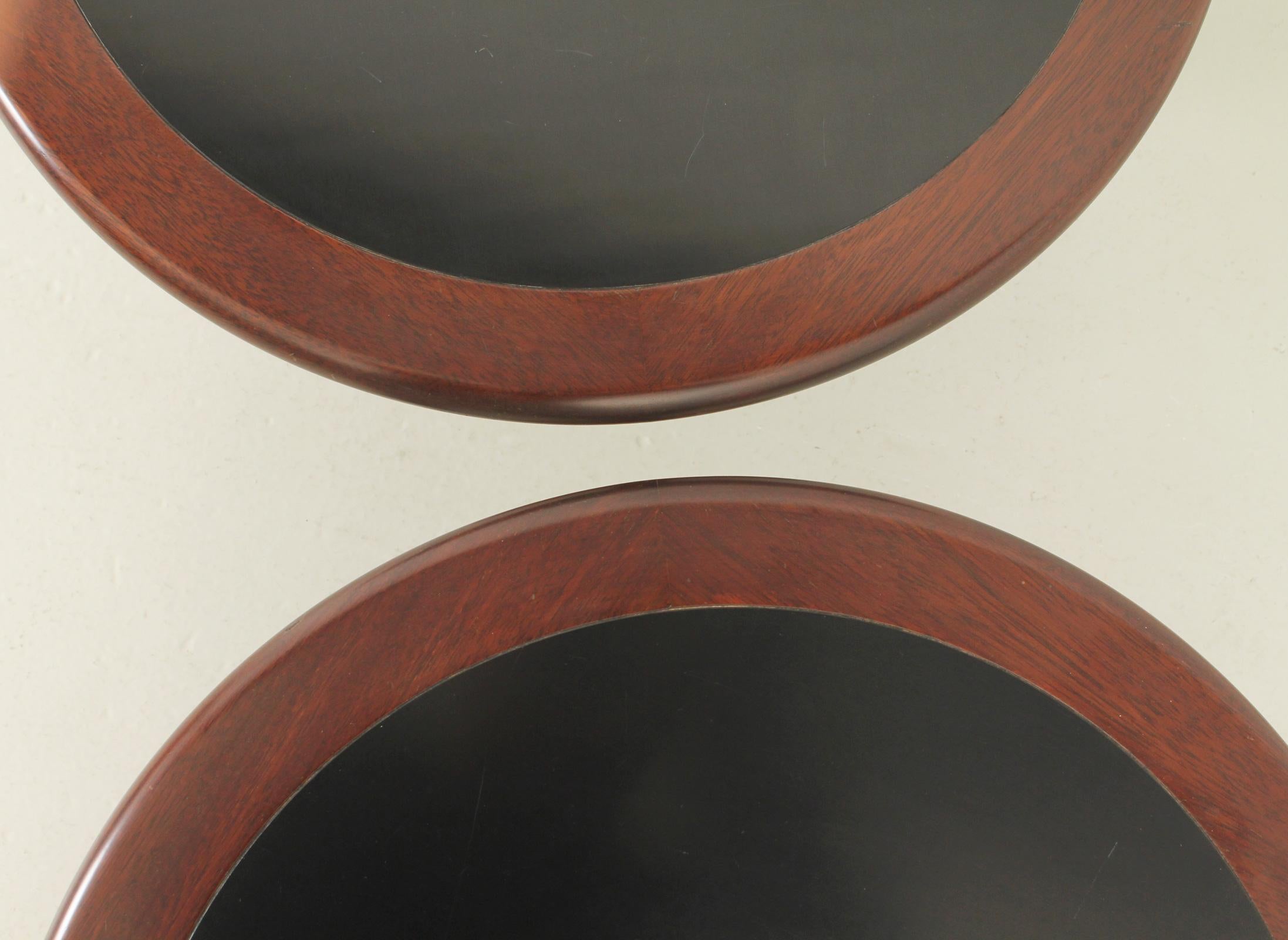 Paire de tables d'appoint des architectes espagnols Corre & Milá, 1961 en vente 2