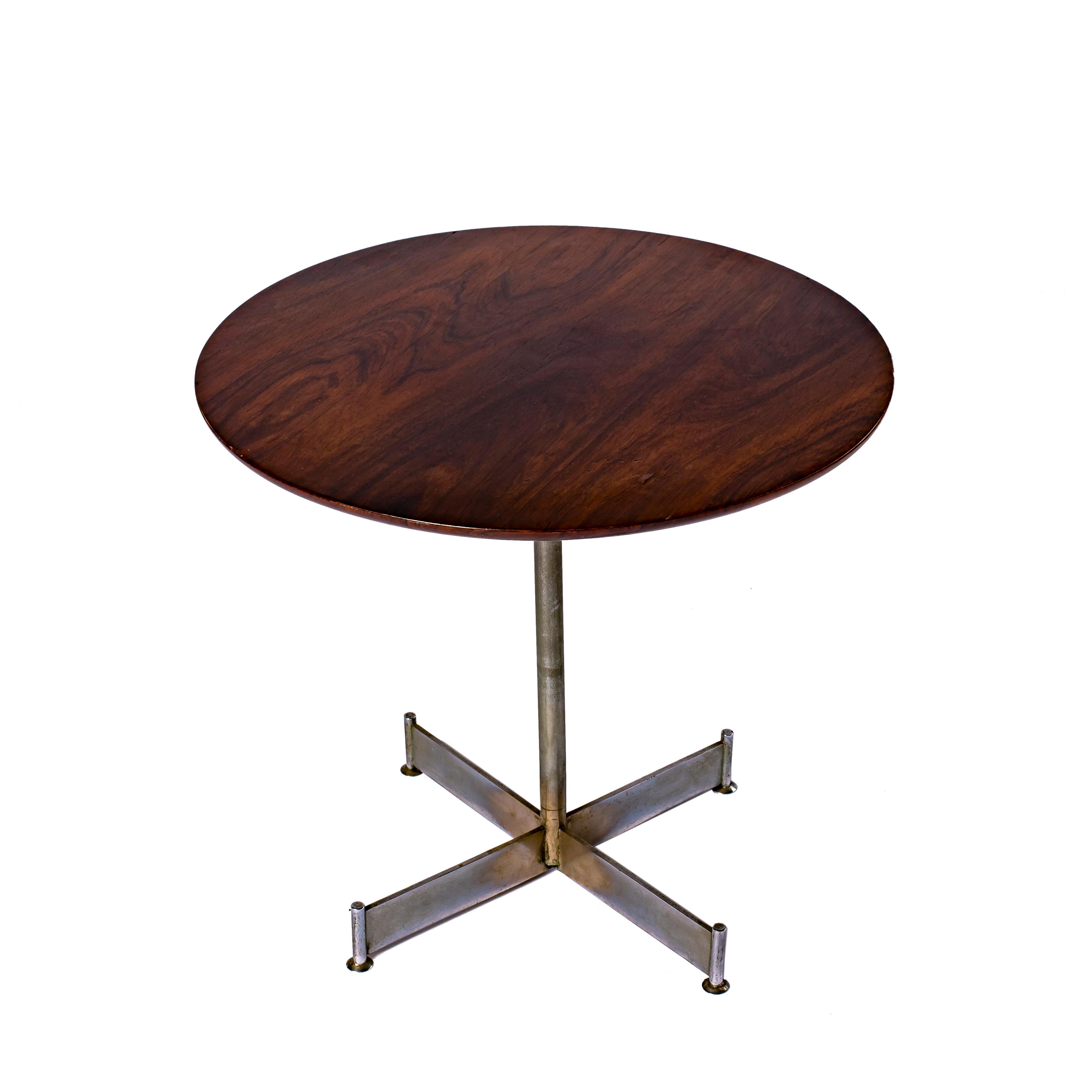 Paire de tables d'appoint Bon état - En vente à West Hollywood, CA