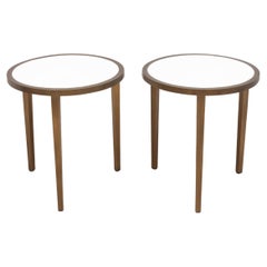 Paar Beistelltische aus weißem Chagrin mit Bronze Patina Messing von R&Y Augousti
