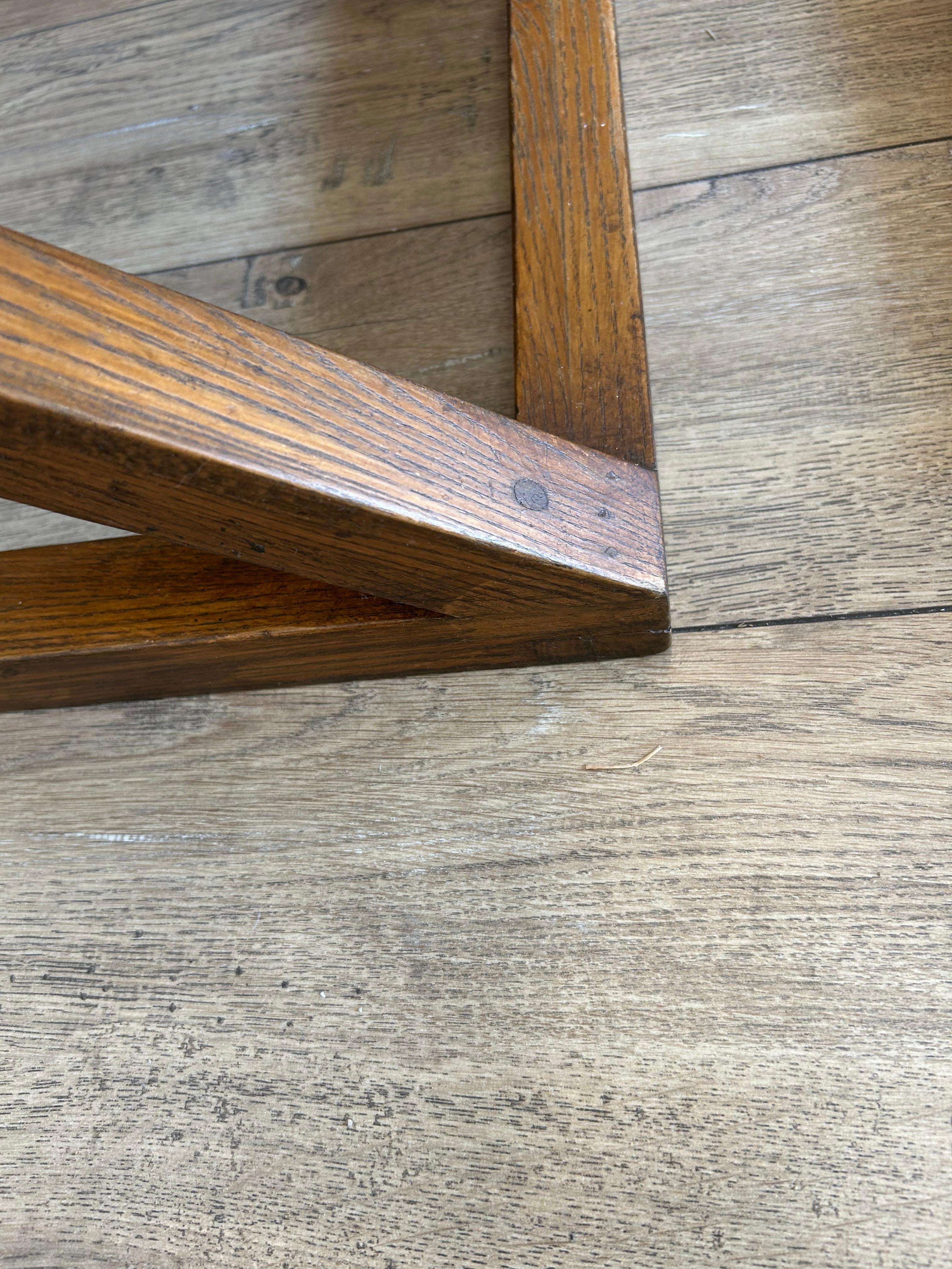 Paire de tables d'appoint, plateau en marbre, 20e siècle en vente 5