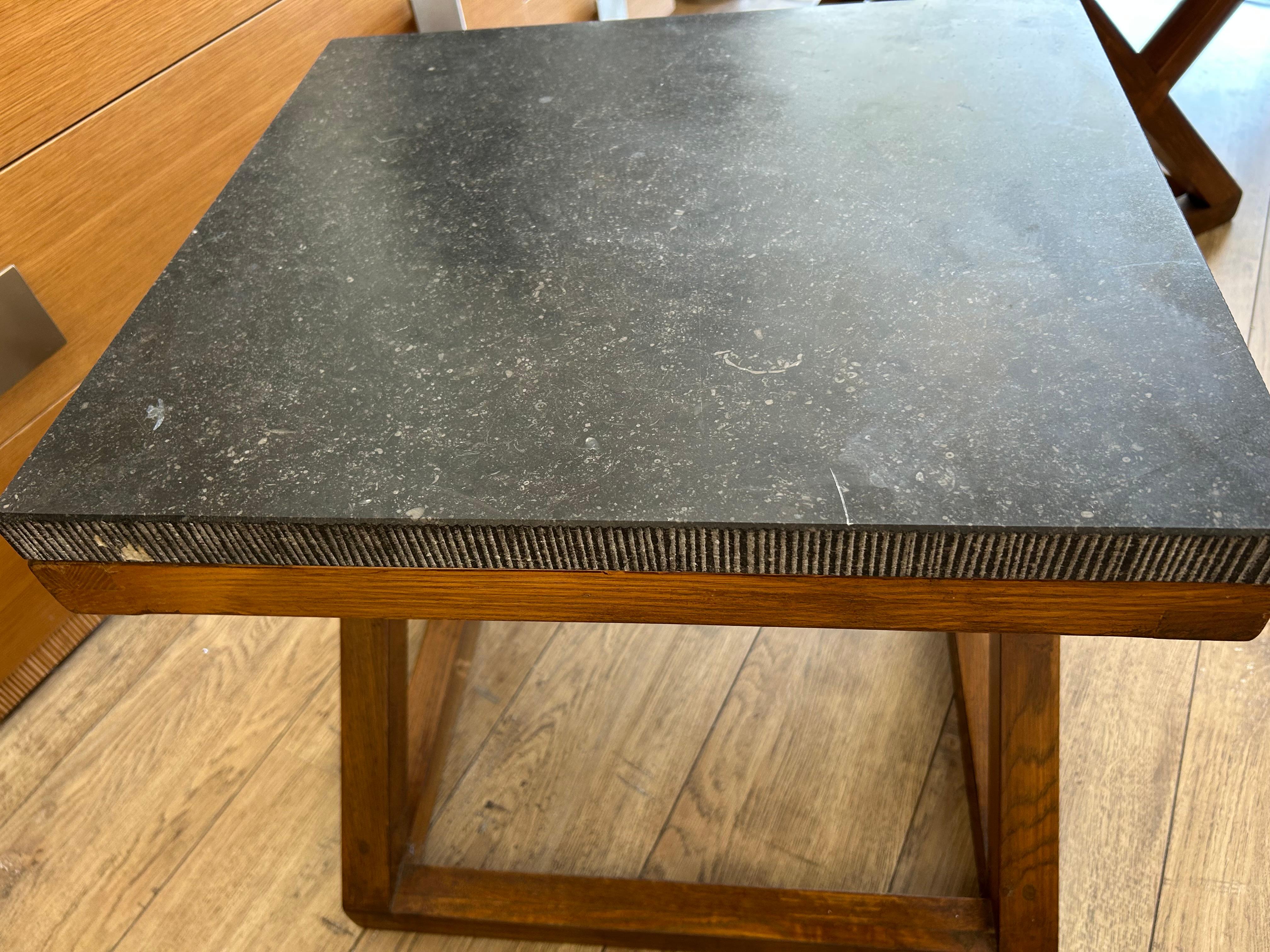 Fin du 20e siècle Paire de tables d'appoint, plateau en marbre, 20e siècle en vente