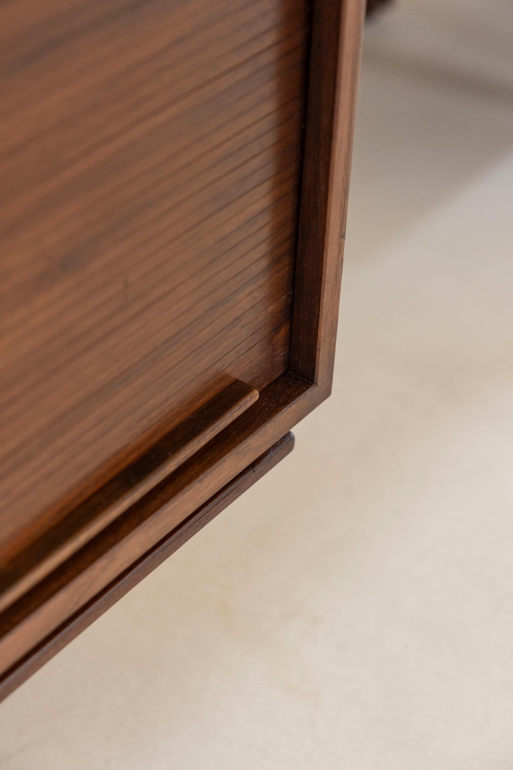 Paar Sideboards, Modelle 503 und 501 von Gianfranco Frattini für Bernini, Italien im Angebot 2