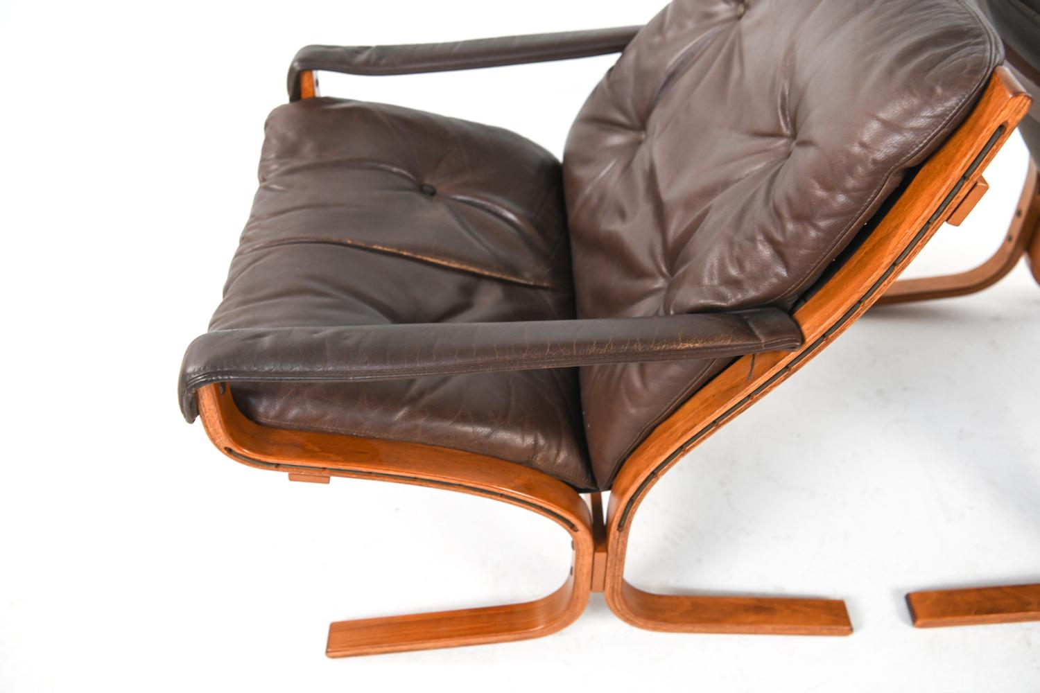 Leather Pair of Siesta Chairs by Ingmar Relling for Westnofa, Norway