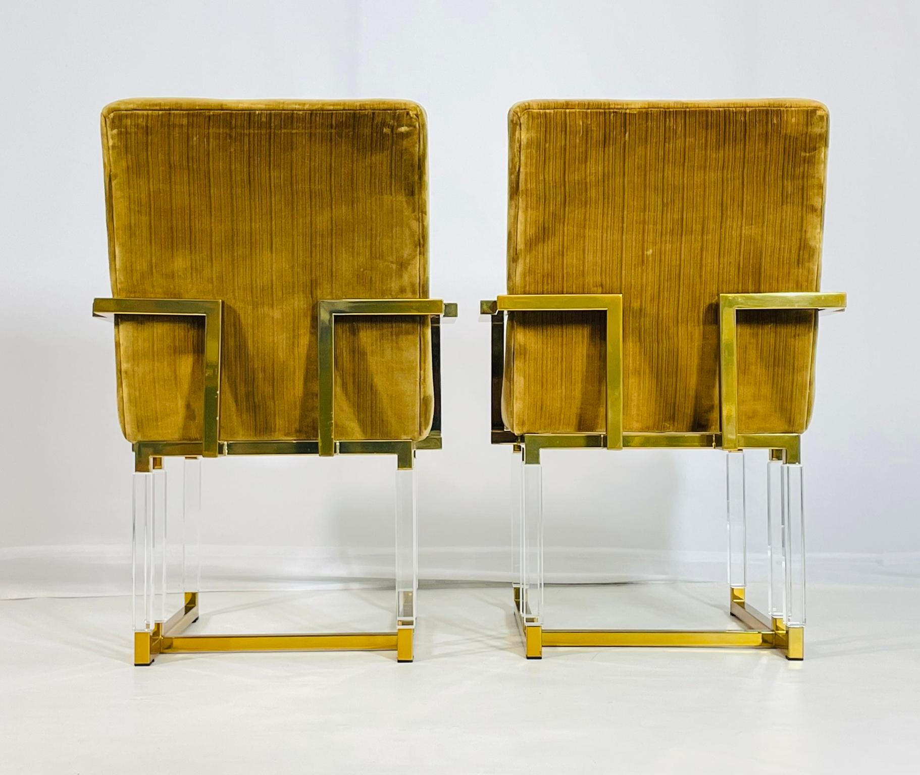 Plaqué Paire de fauteuils en lucite signés Charles Hollis Jones, Collectional, années 1980 en vente