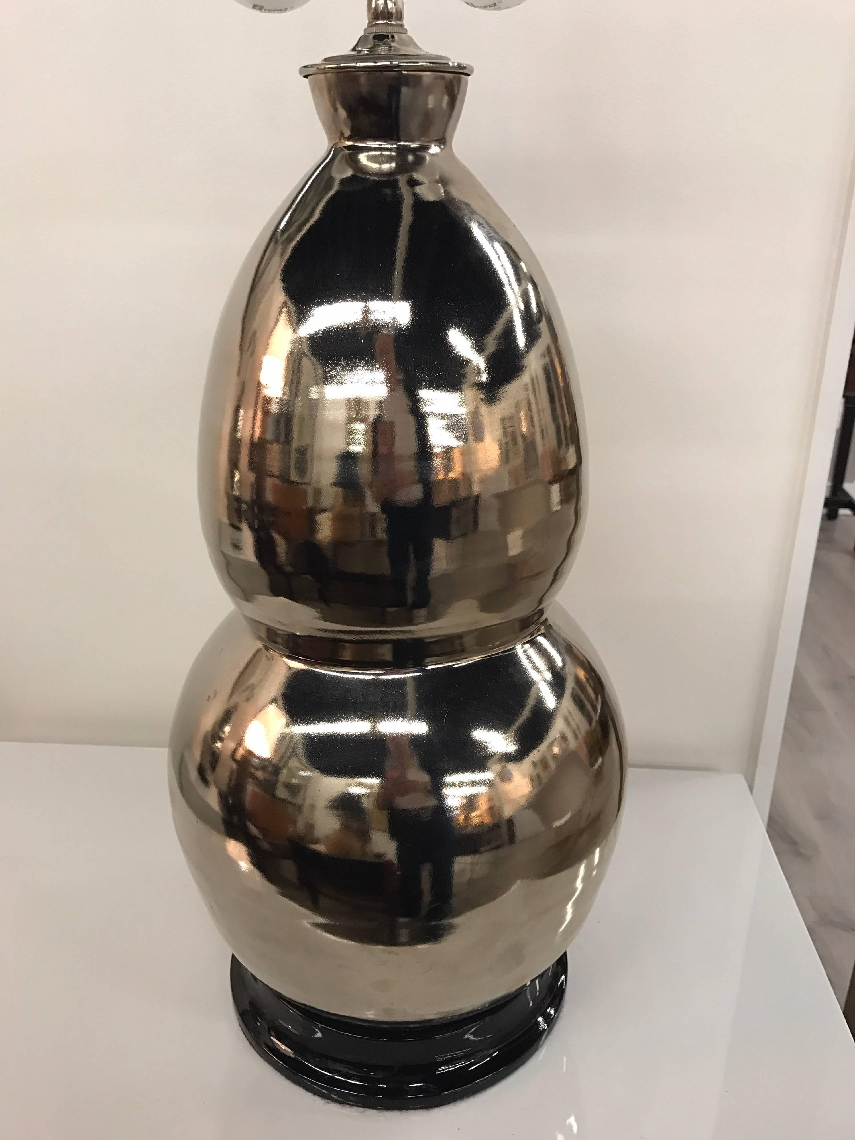 Pair of Signed Christopher Spitzmiller Coveted Table Lamps Modern Double Gourd In Excellent Condition In West Hartford, CT