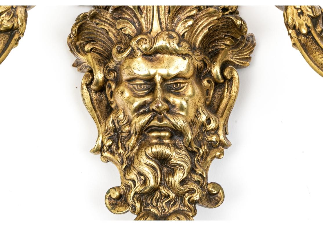 Coppia di applique firmate in bronzo dorato francese in stile neoclassico in vendita 6
