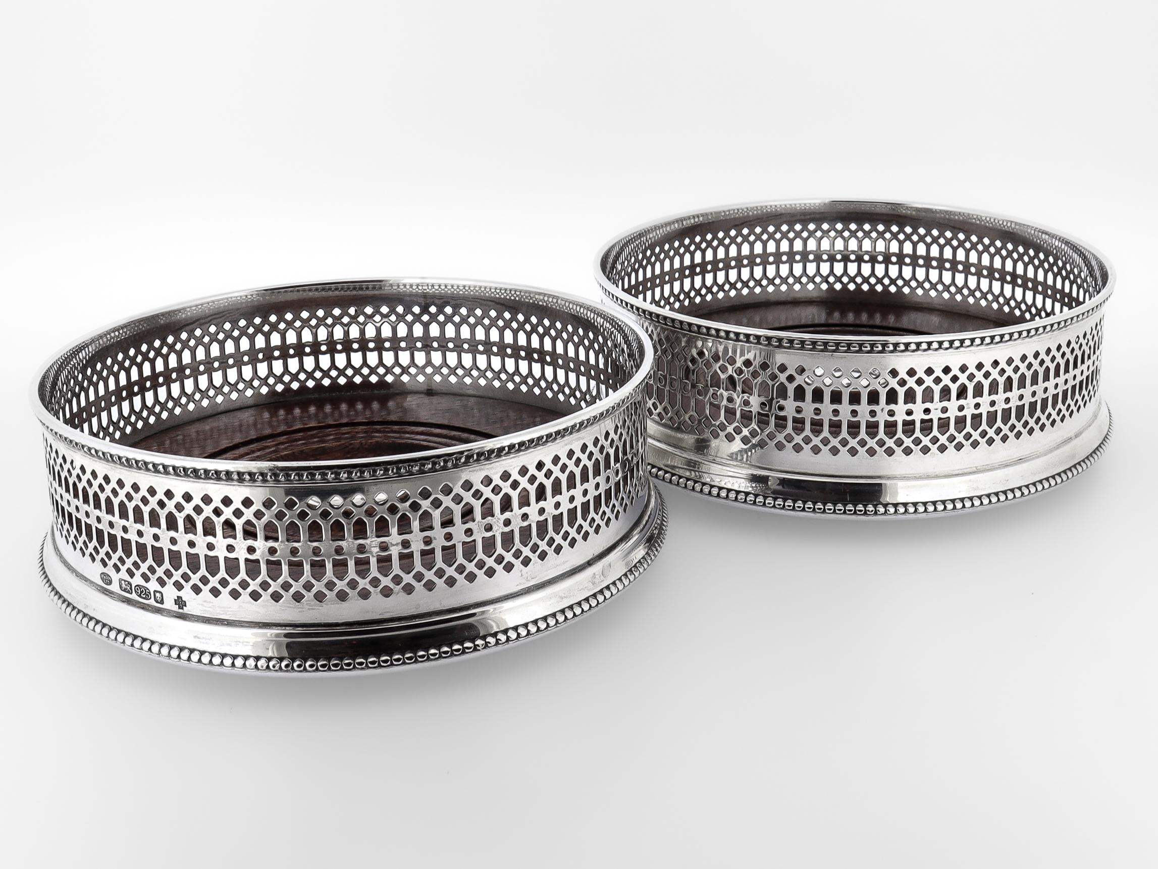 Paar signierte Israel Freeman & Son Sterling Silber & Wood Wein Untersetzer im Angebot 5