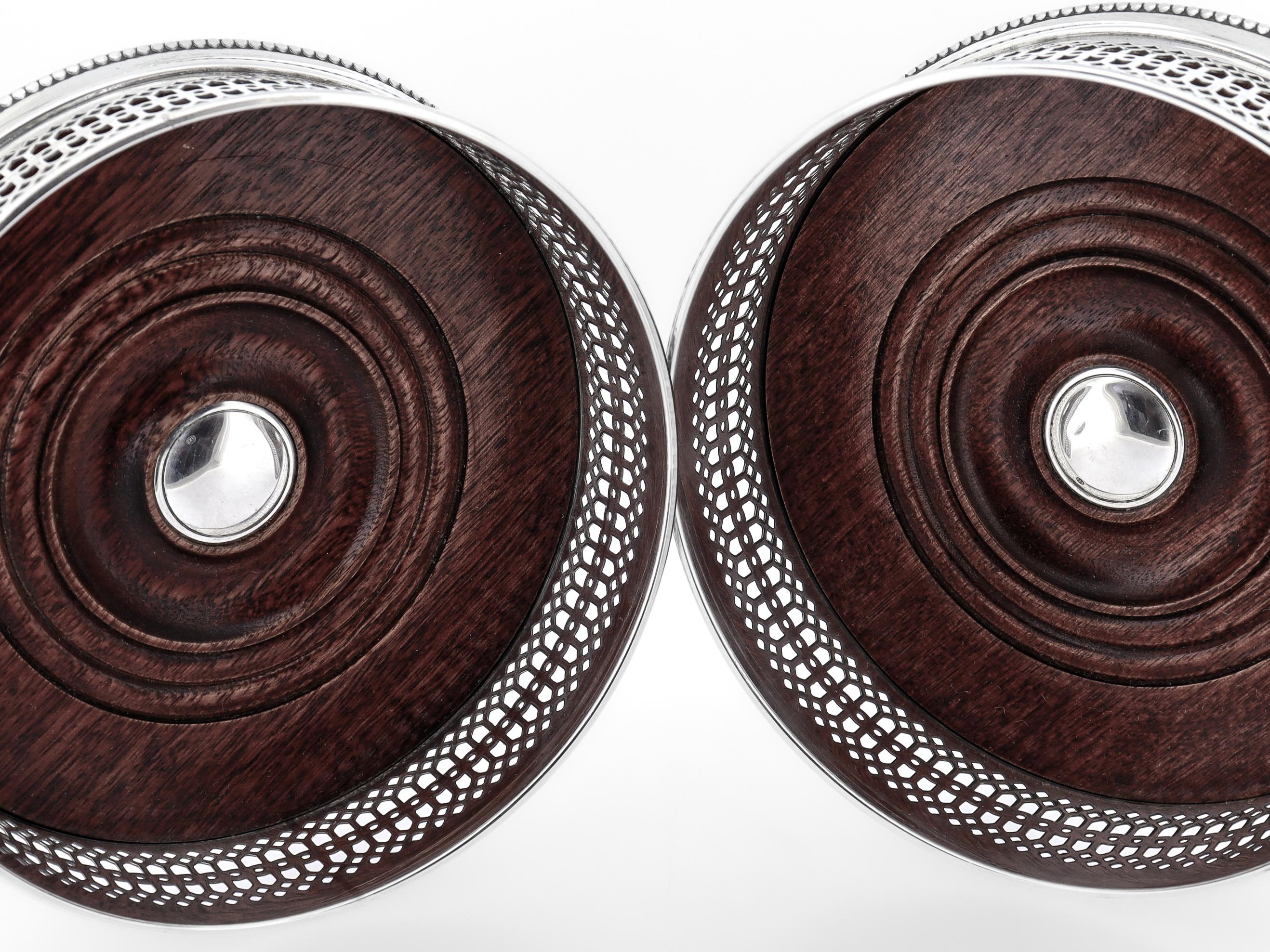 Paar signierte Israel Freeman & Son Sterling Silber & Wood Wein Untersetzer im Angebot 7