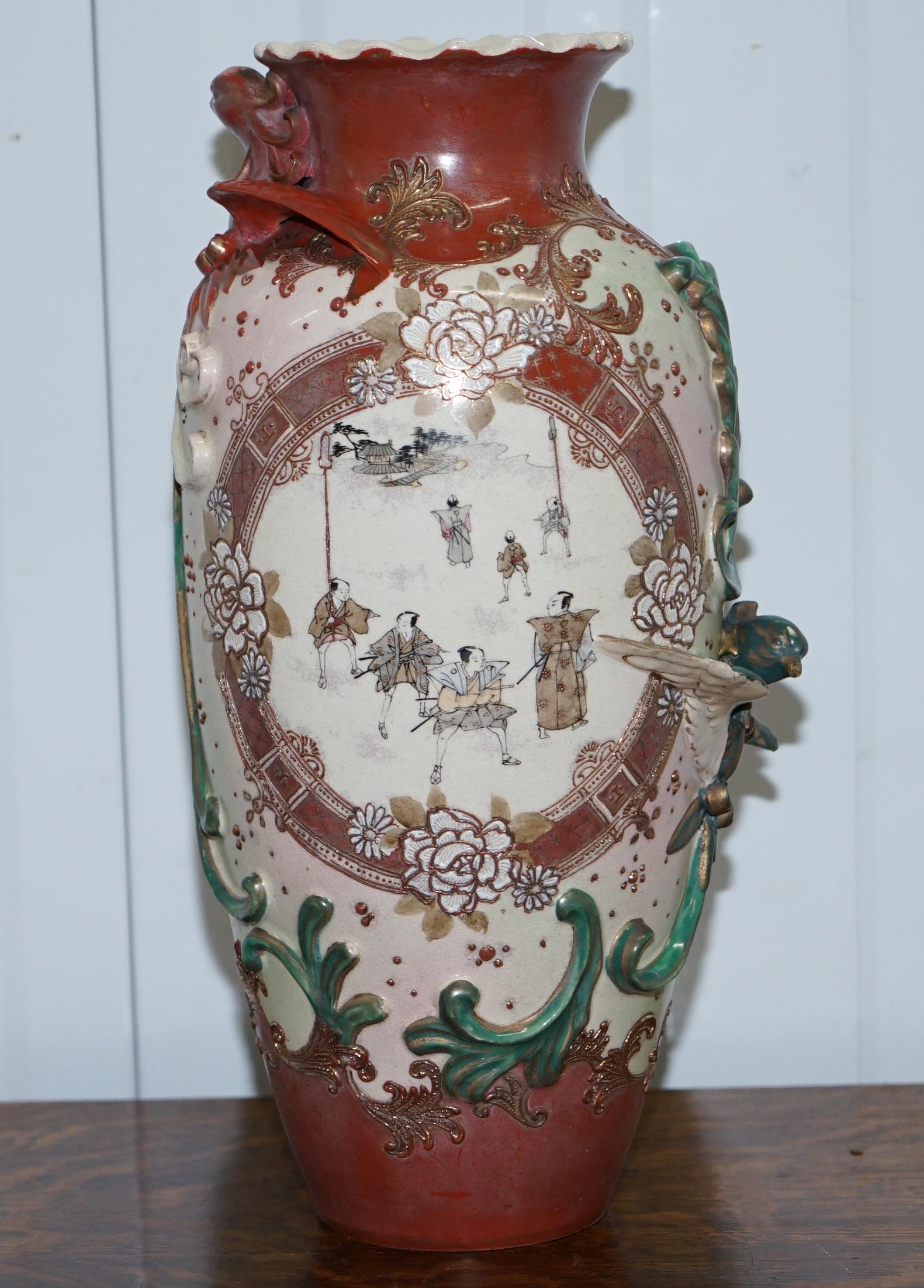 Pair of Signed Large Early 19th Century Chinese Vases Ornate Designs For Sale 6
