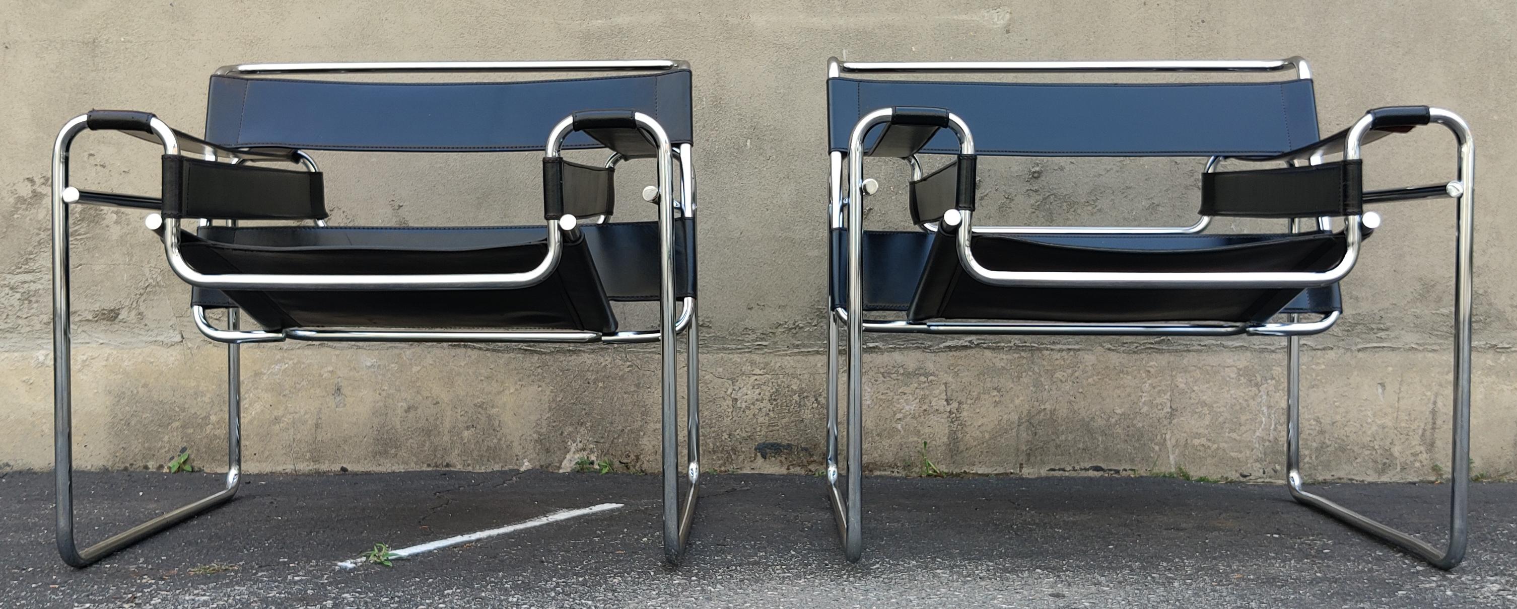 A rare pair of signed Marcel Breuer for Stendig pair of model B3 lounge chairs, also known as Wassily chairs. Originally designed for and named after Bauhaus artist Wassily Kandinsky circa 1926. Constructed of chromed tubular steel and stitched