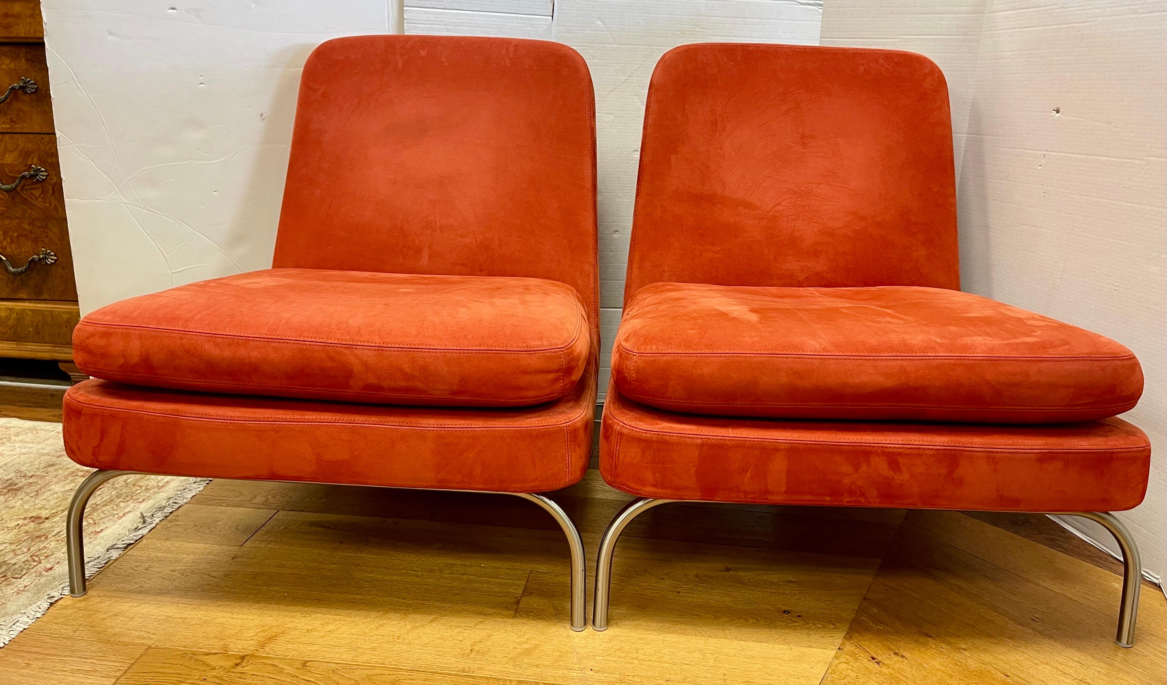 This pair of Gigi Radice for Minotti pelle leather lounge chairs.

The soft and beautiful Italian suede is magnificent. Both the lines and scale are just perfection. You won't find a more comfortable chair to lounge in.

Condition is pre-owned and