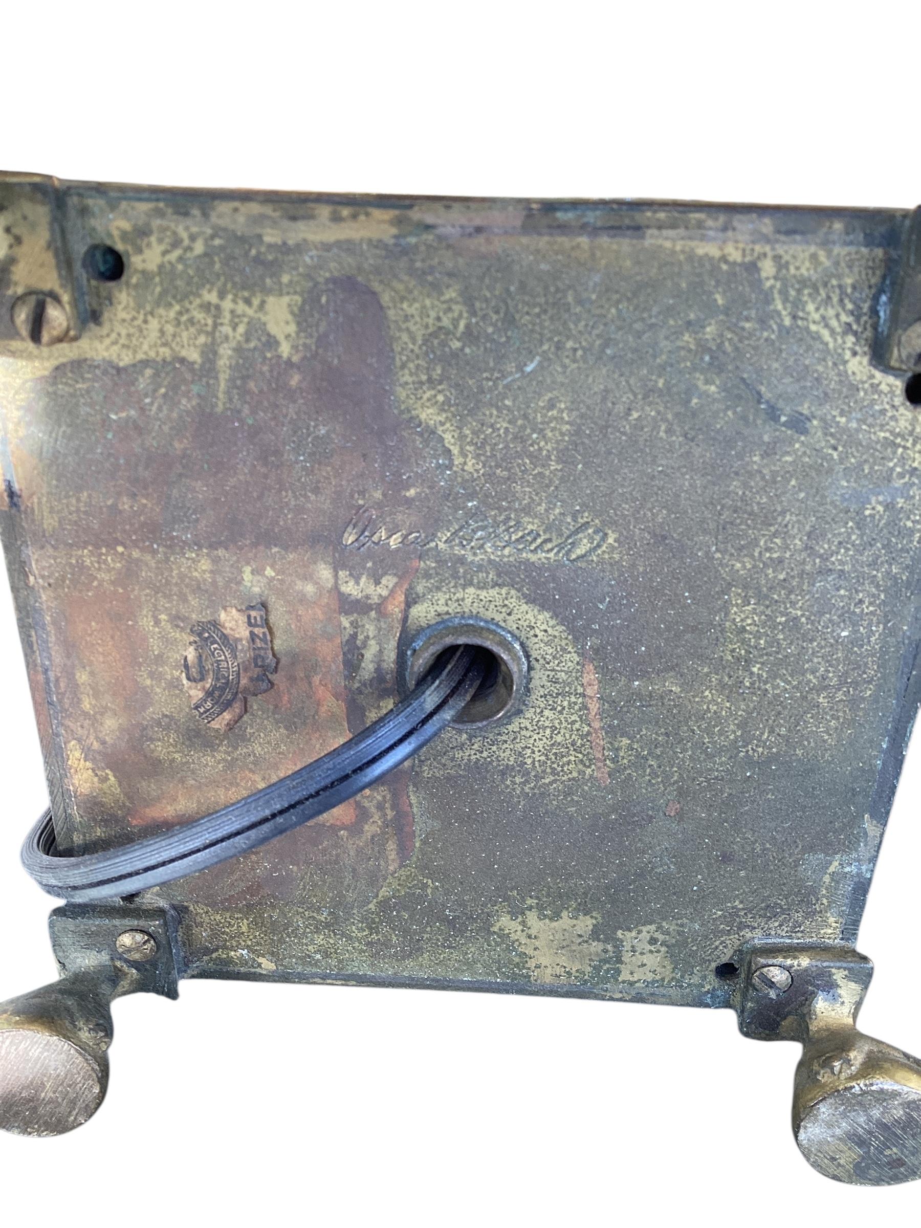 Coppia di lampade in marmo e bronzo in stile neo-classico firmate Oscar Bruno Bach In condizioni buone in vendita a Chapel Hill, NC