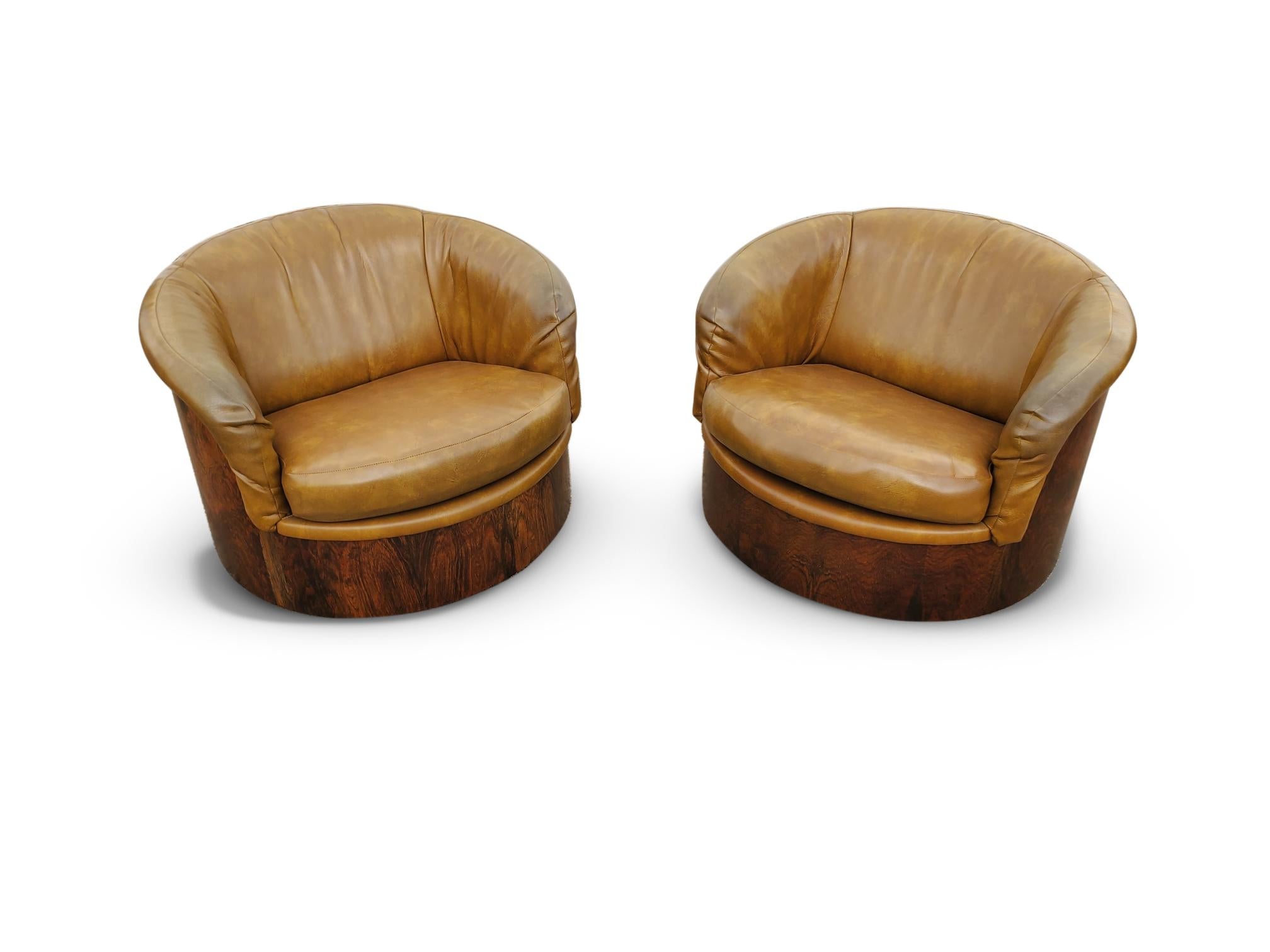 Pair of Signed Rosewood Plycraft Swivel Lounge Chairs  For Sale 6