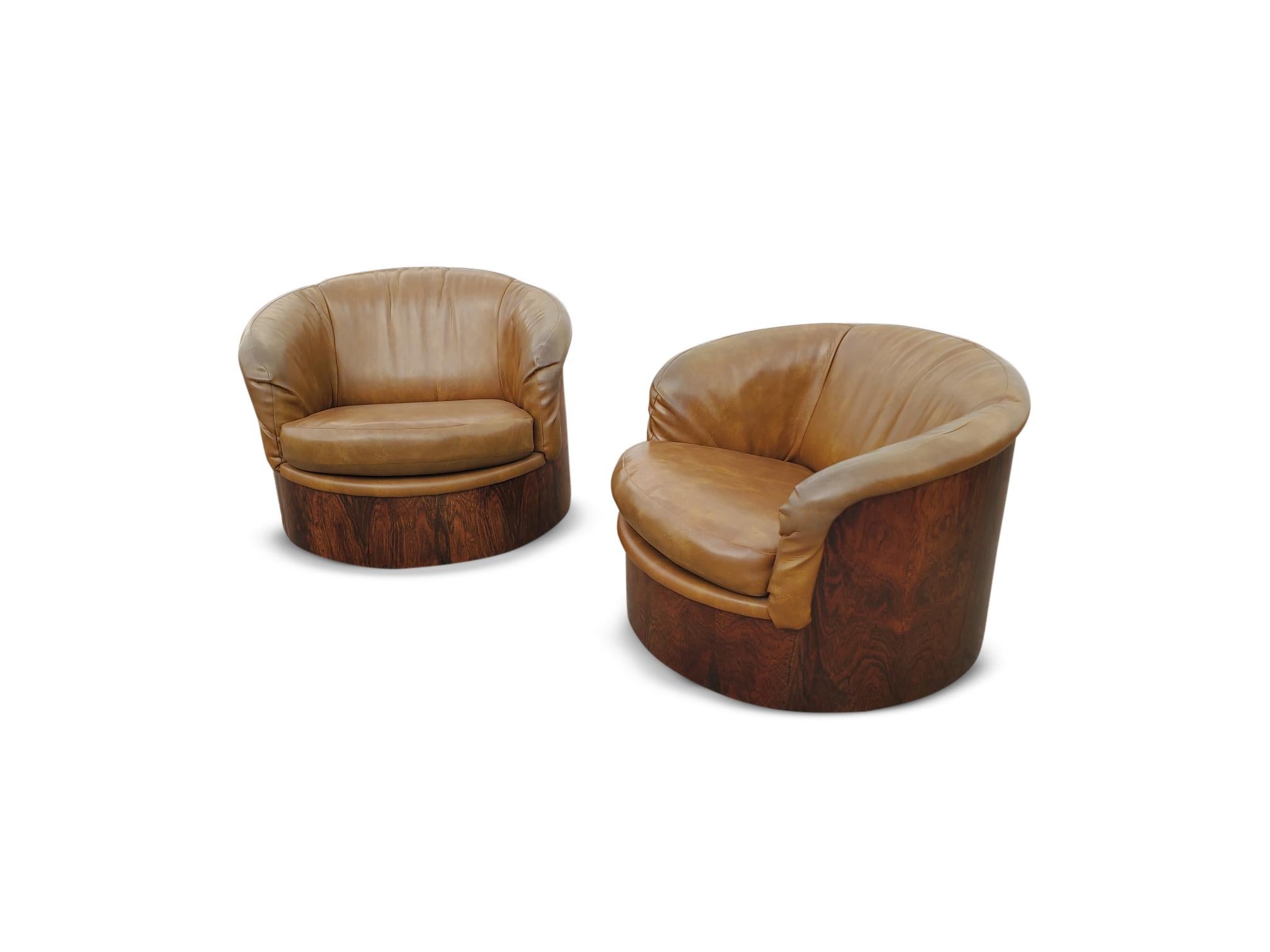 Pair of Signed Rosewood Plycraft Swivel Lounge Chairs  For Sale 8