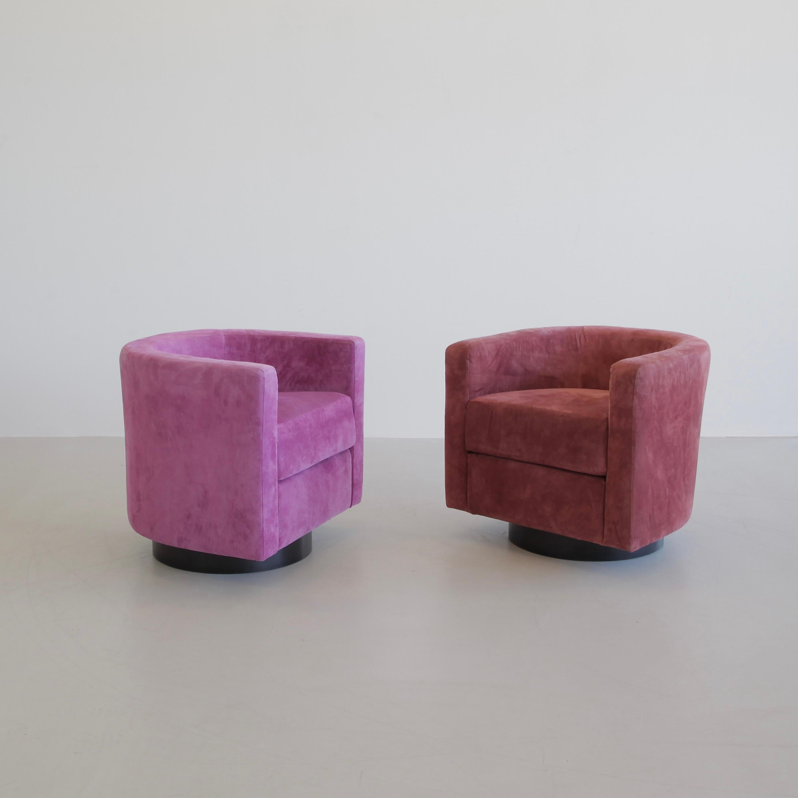 Contemporary Pair of Signed Rotating Chairs by Willy Rizzo, 'Mini-Clubs'