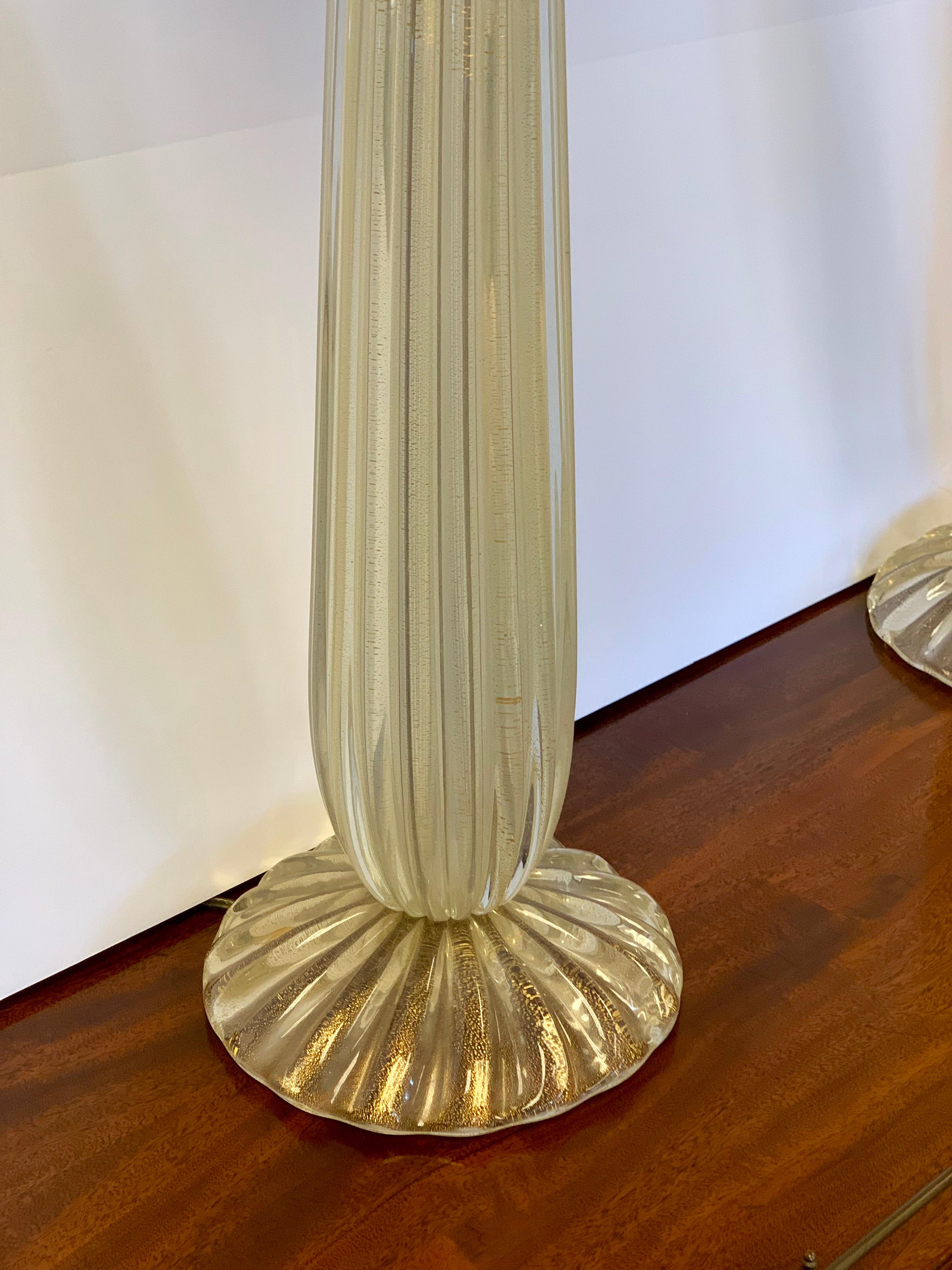 Pair of Signed Salviati Lamps Murano Glass Made in Italy In Good Condition In West Hartford, CT