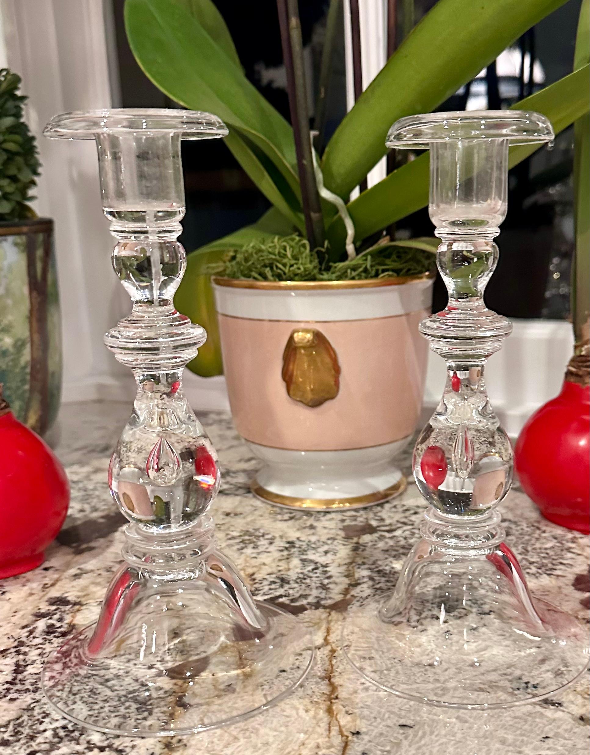 Pair of Signed Steuben Mid Century Modern Crystal Candlesticks In Good Condition For Sale In LOS ANGELES, CA
