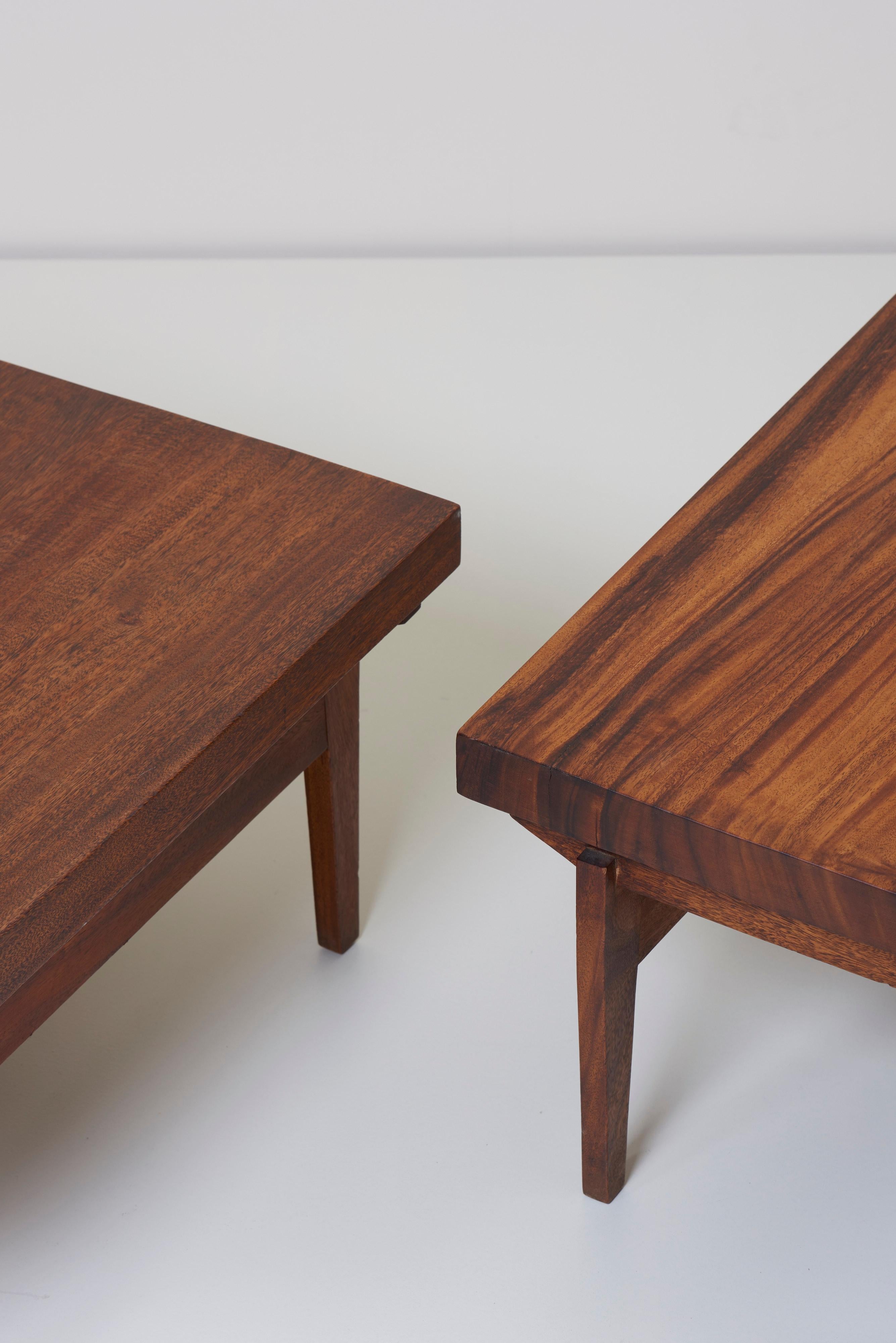 Mid-20th Century Pair of Signed Studio Craft End Tables, Guatemala, 1960s For Sale