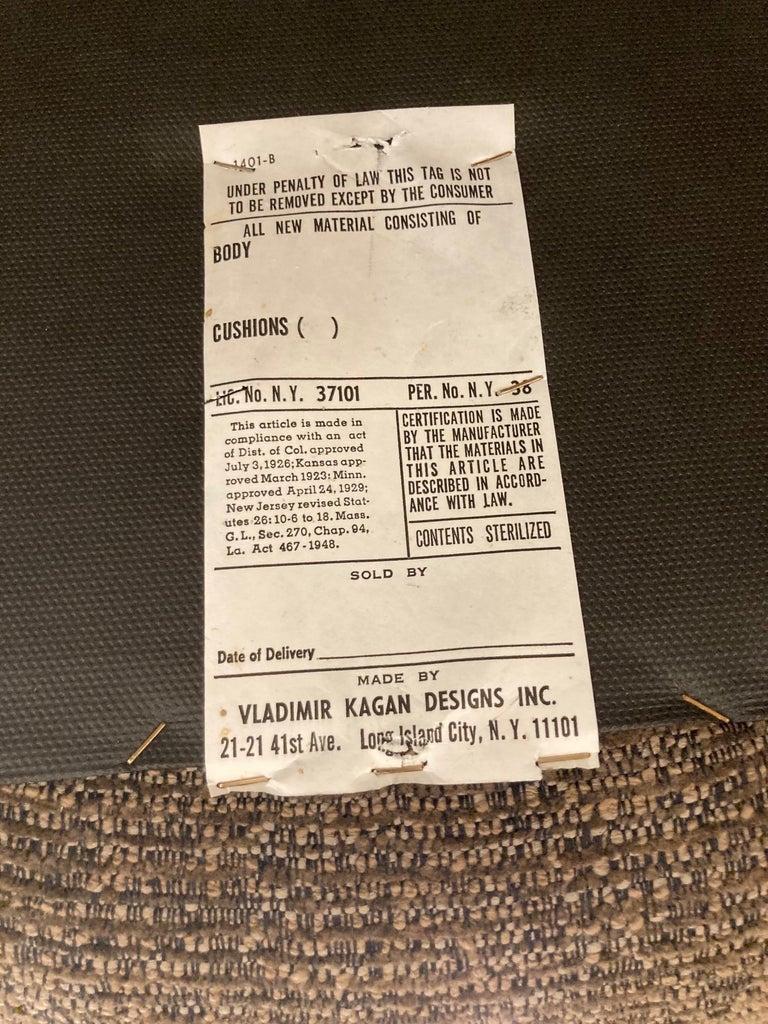 Paar signierte Vladimir Kagan Channeled „Clos“-Stühle in Holly Hunt-Stoff im Angebot 2