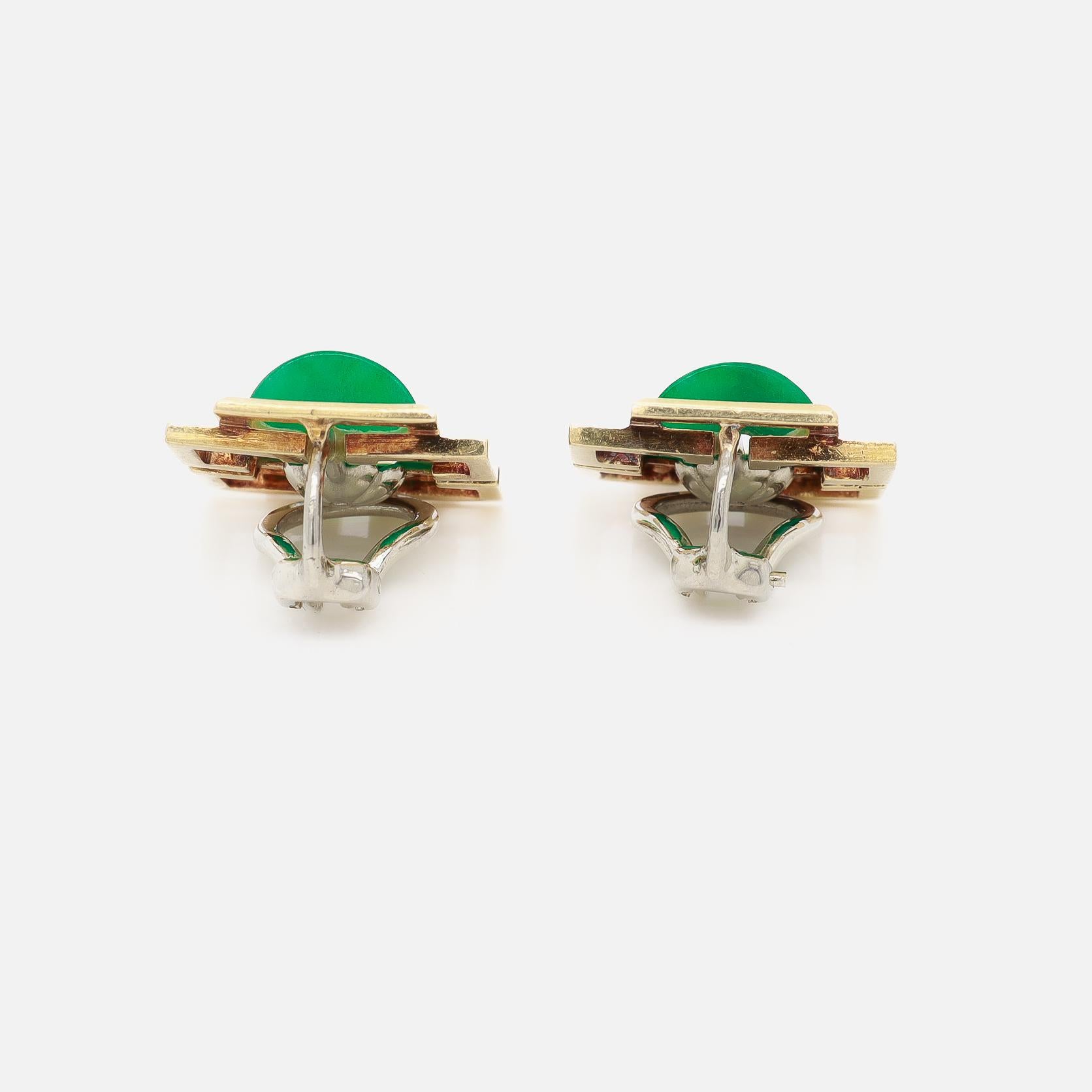 Pair of Signed Wedderien Mid-Century Modern 18K Gold & Jade Clip-On Earrings For Sale 6