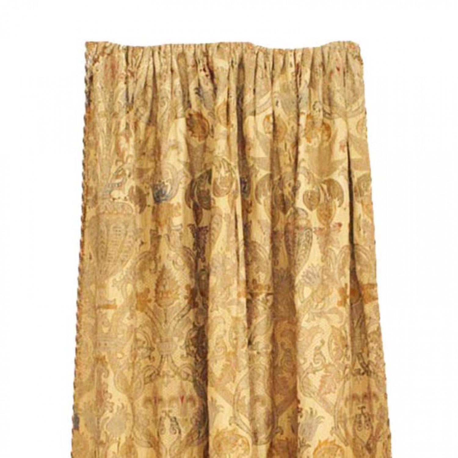 Sconosciuto Pair of Silk and Metallic Thread Drapes in vendita