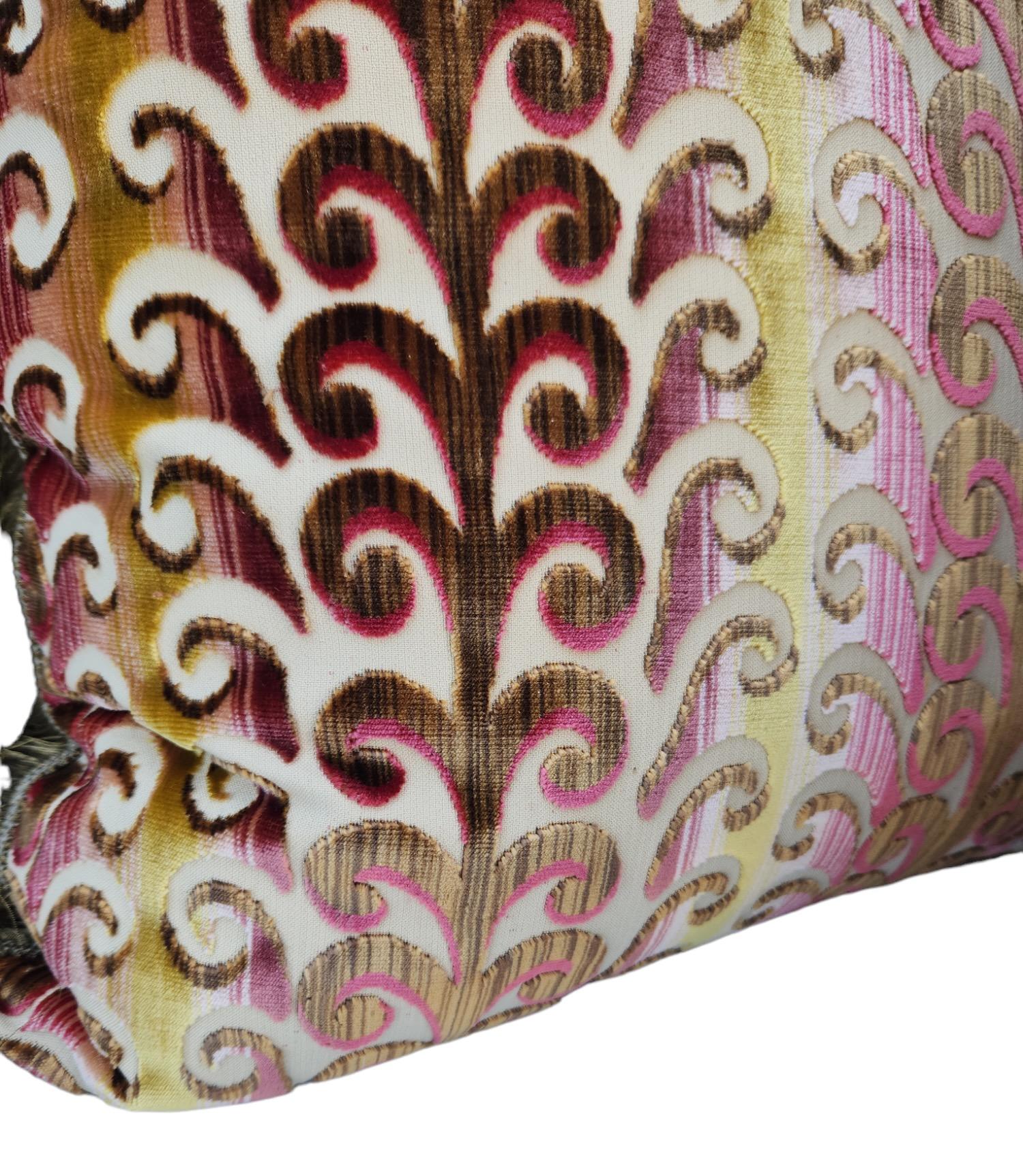 Fait main Paire de coussins en velours de soie Luigia Belavaqua en vente