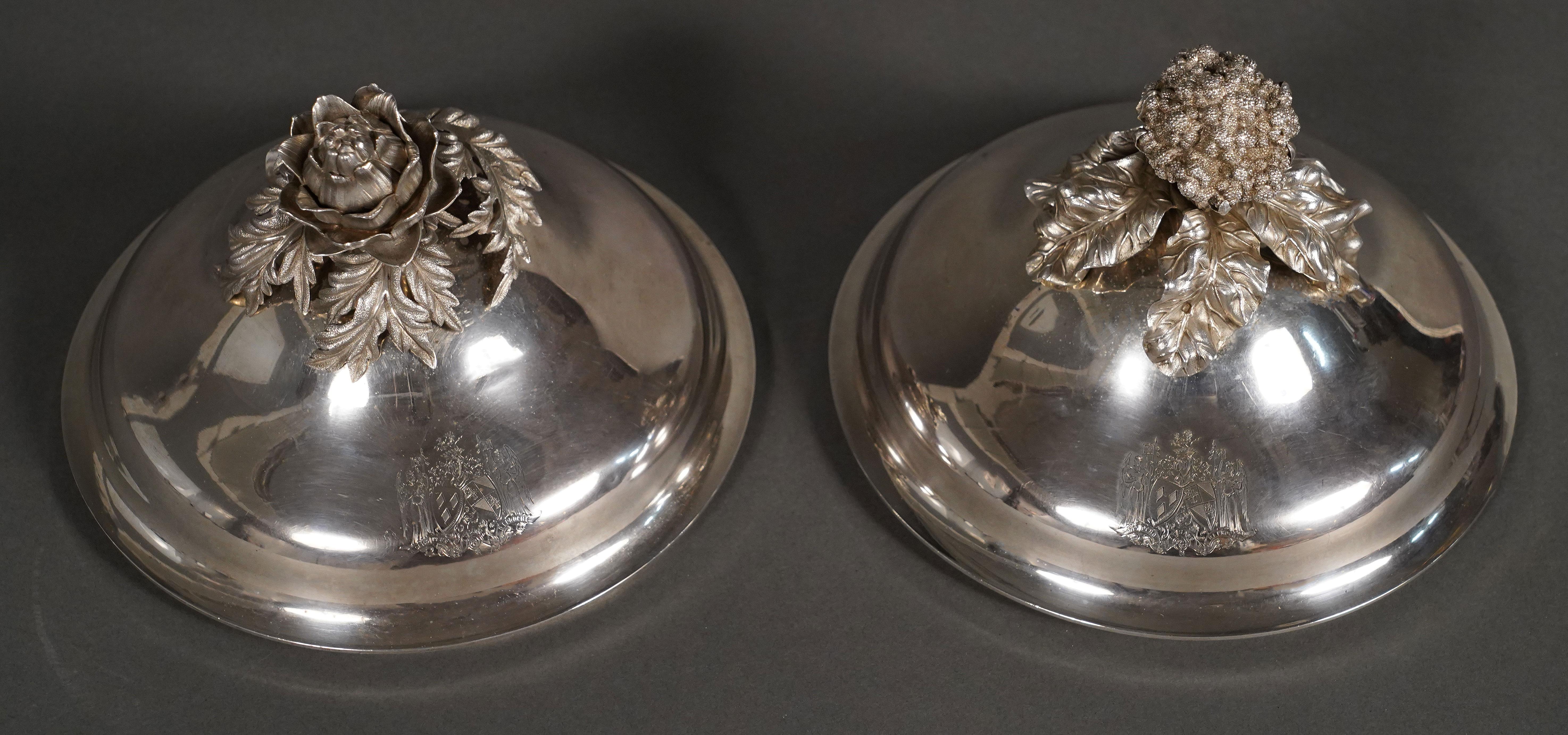 French Pair of Silver 19th Century Plates Domes Covers  For Sale