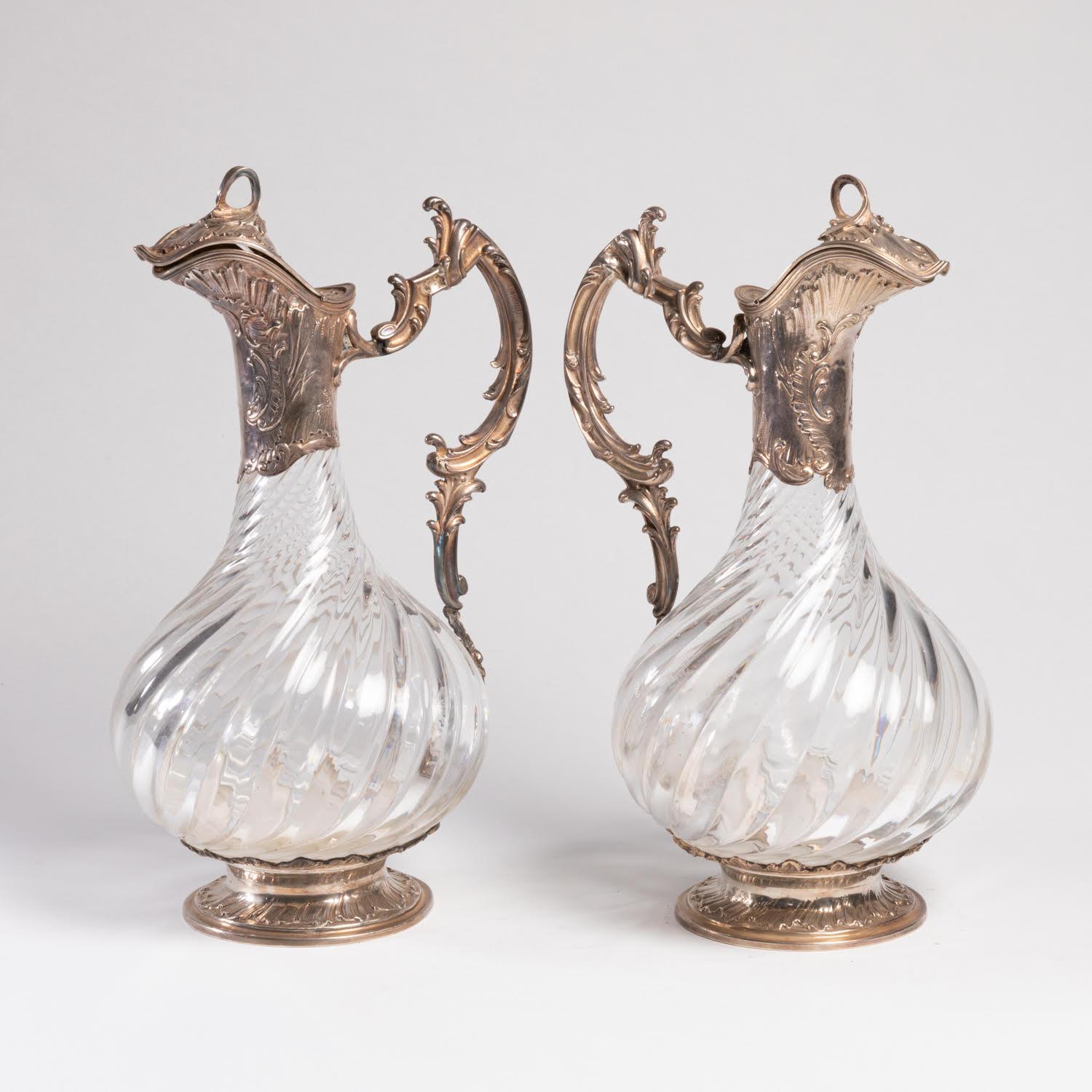 Paire d'aiguières en argent et en cristal, XIXe siècle, période Napoléon III. en vente 2