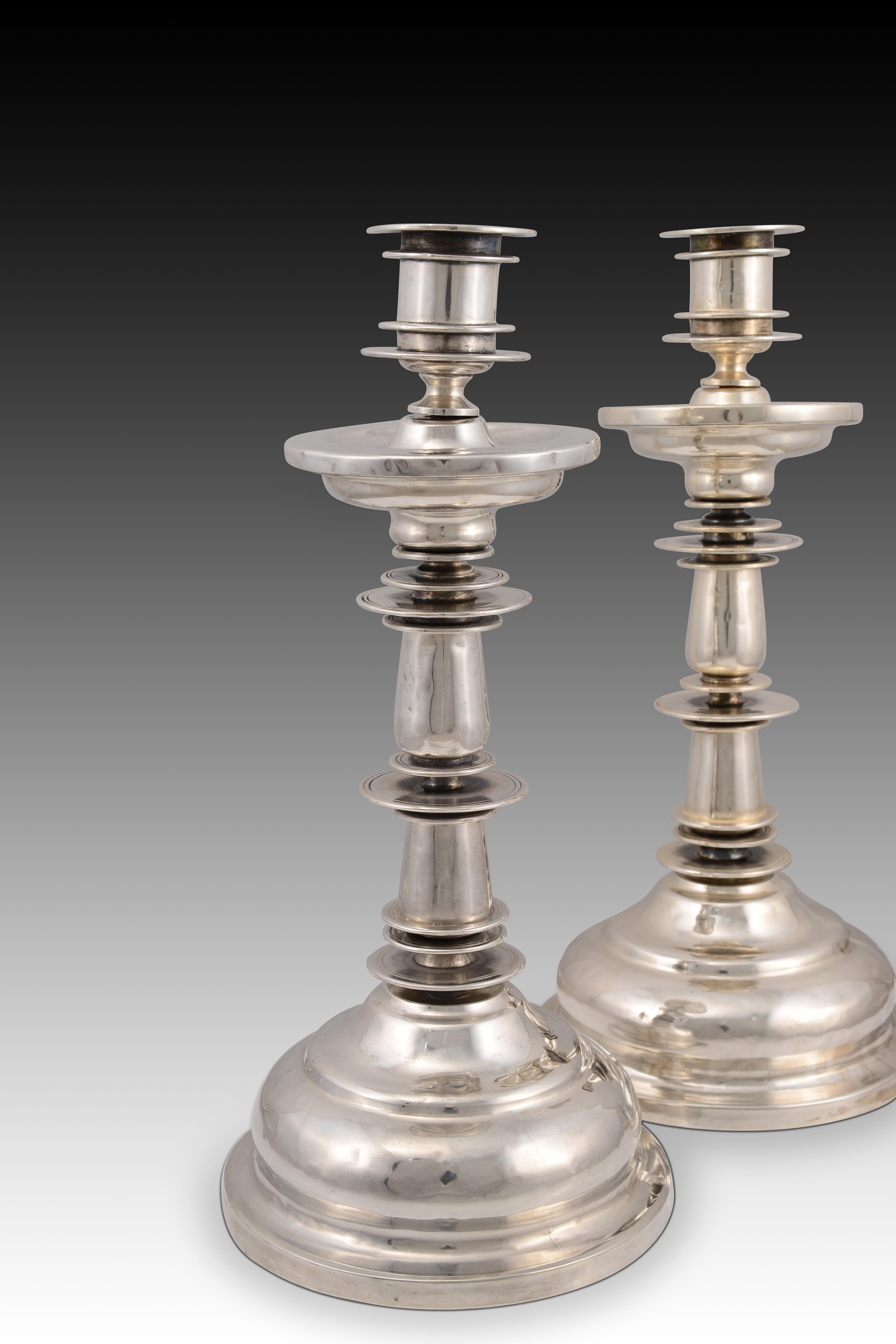 Pair of silver candlesticks. 18th century For Sale 1