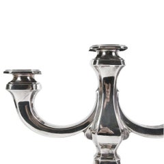Par de candelabros de plata, Bélgica, obra de Georges Charles Armand, 1949-1953
